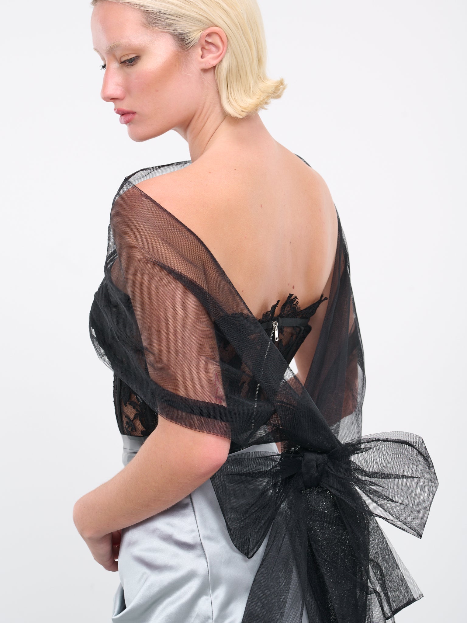 Sheer Stole (S29TH0116-S48403-BLACK)