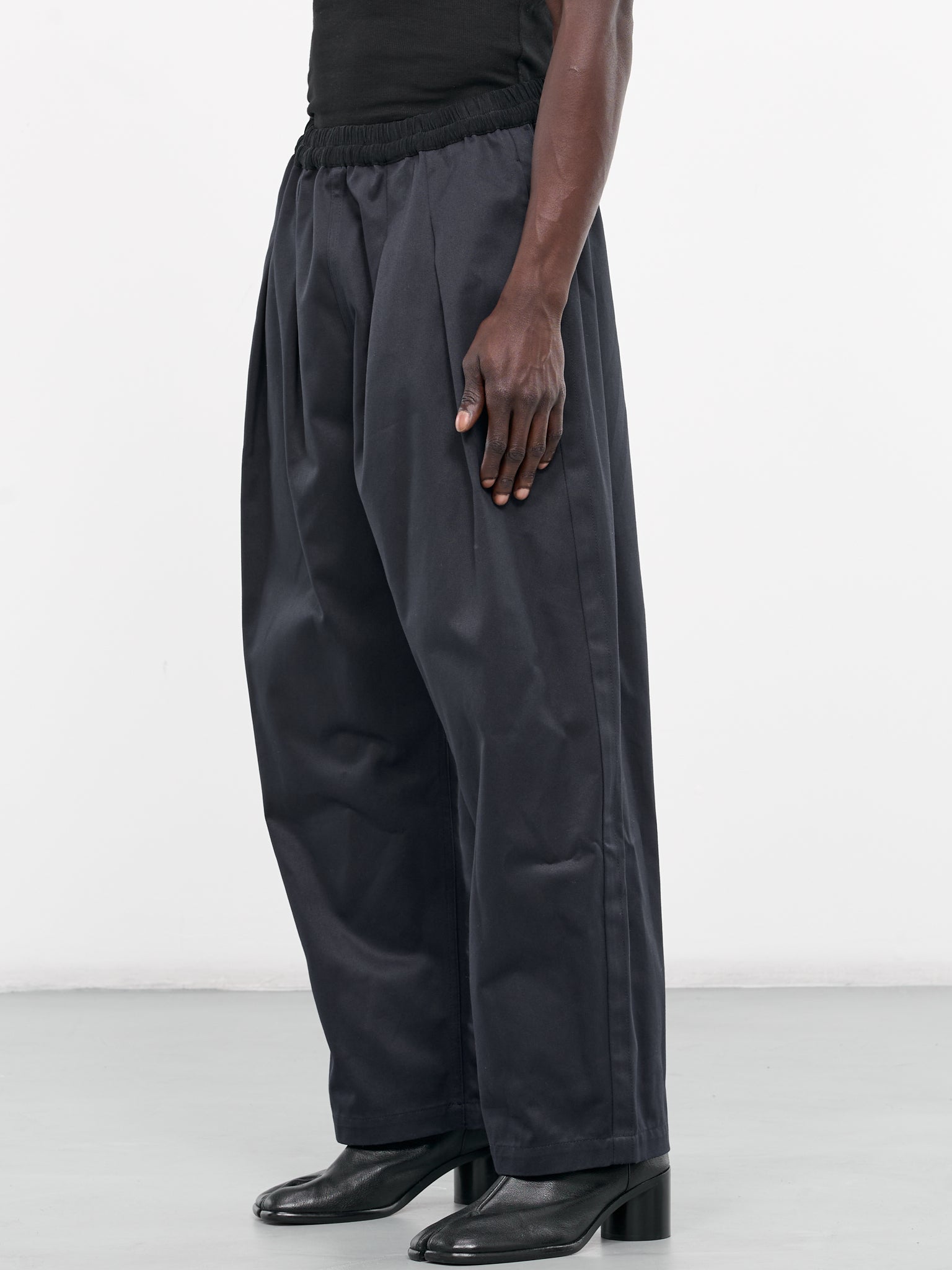 Elasticated Trousers (S30KA0626-M35156-BLACK)