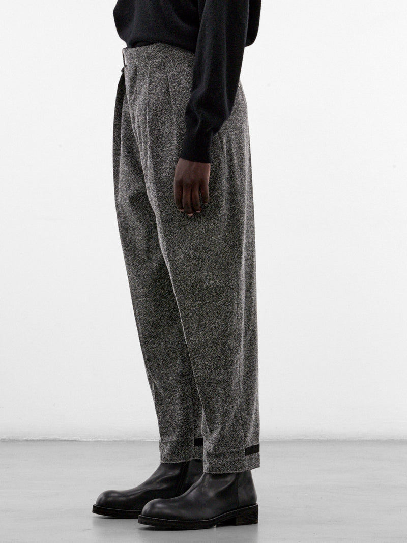 Gray Wool Pleated Tapered Trousers (S30SC01A25-GREY)