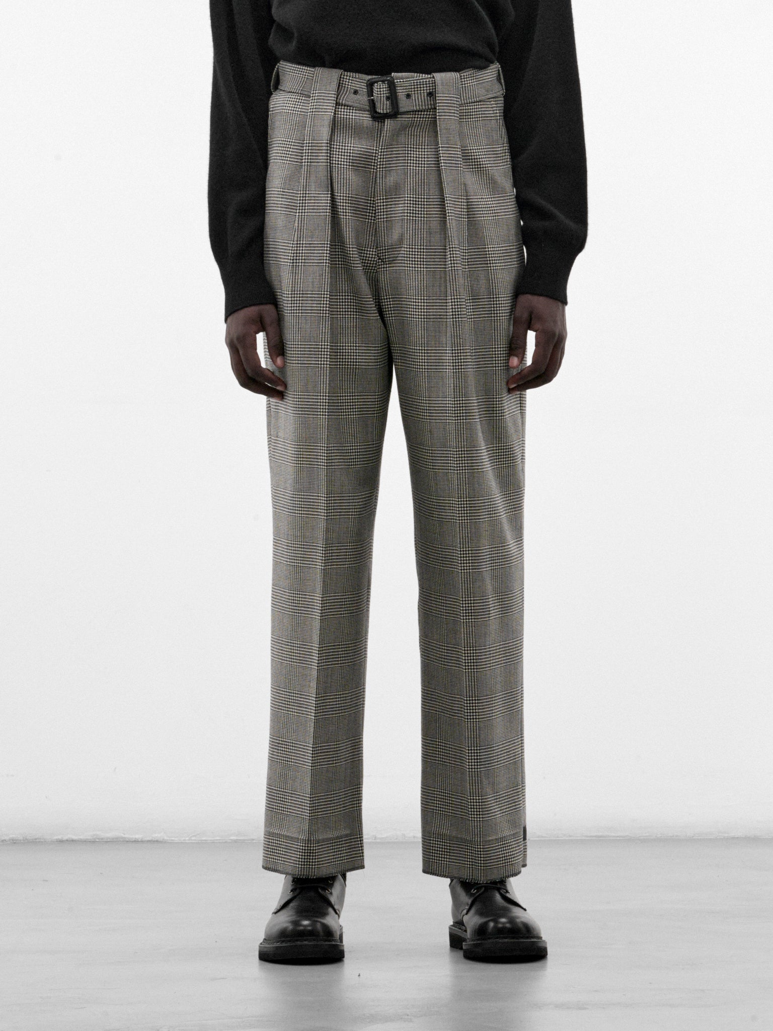 Gray Wool Pleated Straight Trousers (S30SC02B25-GREY)