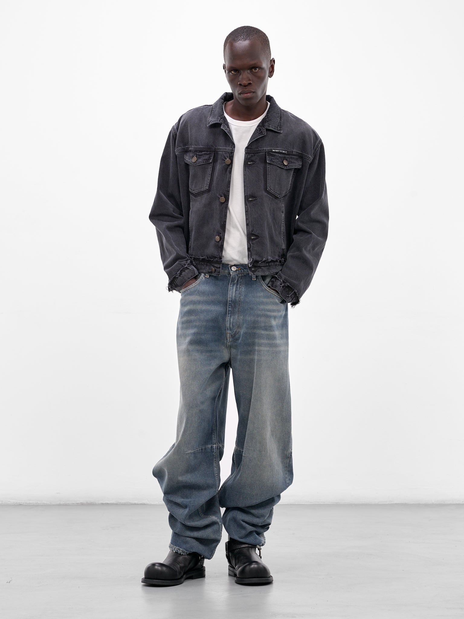 Black Boxy Washed Denim Jacket (S50AM0654-S30842-965-BLACK)