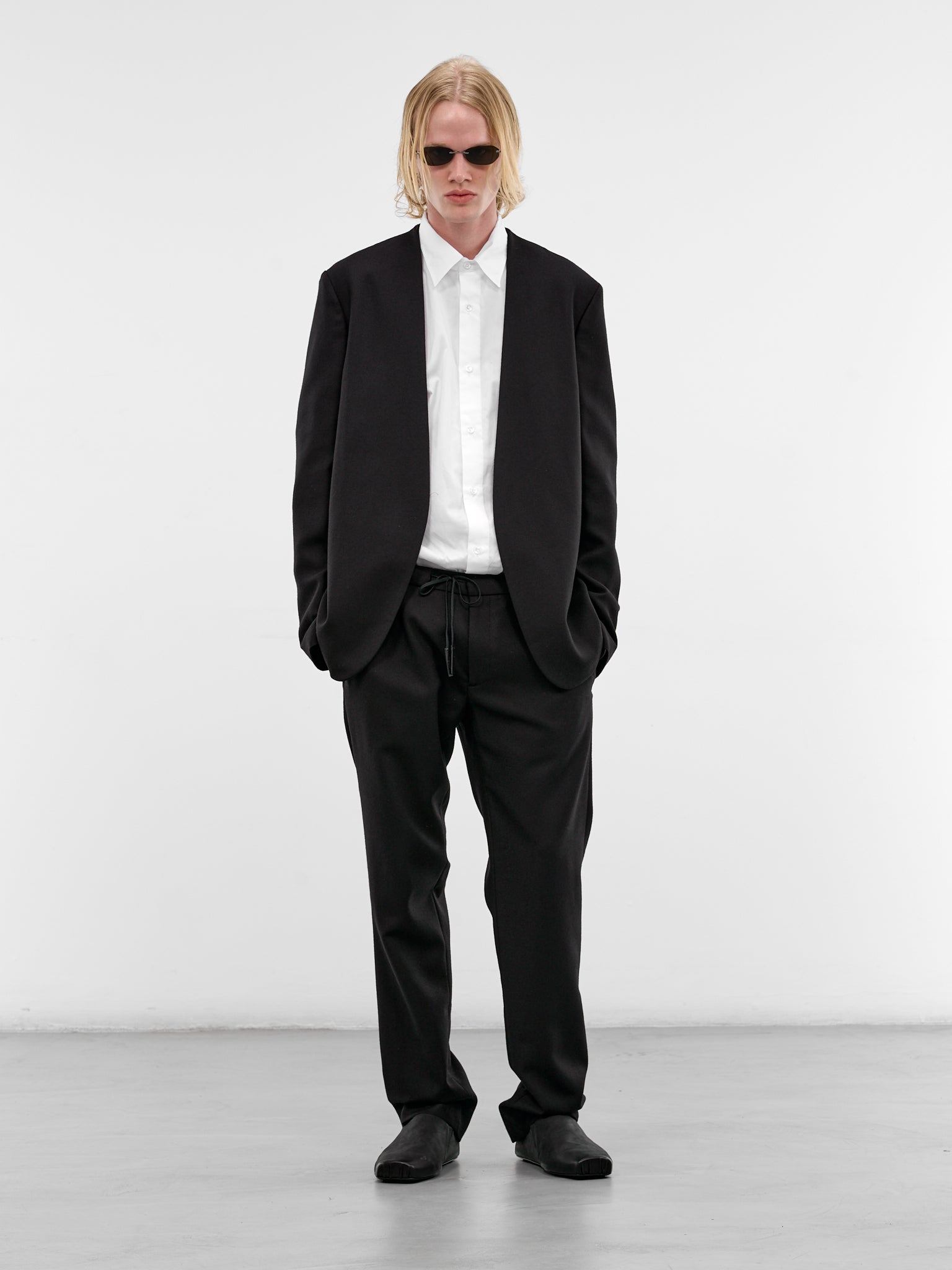 Black Wool Collarless Blazer (S50BN0318-S47782-900-BLACK)