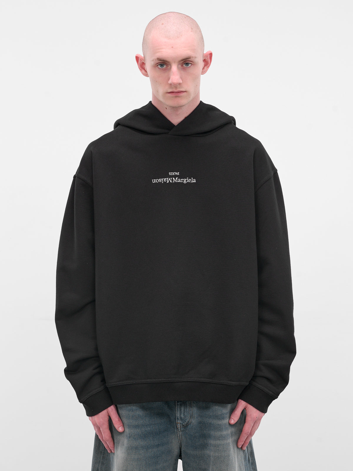 Black Reversed Logo Embroidery Hoodie (S50GU0167-S25503-962-BLACK)