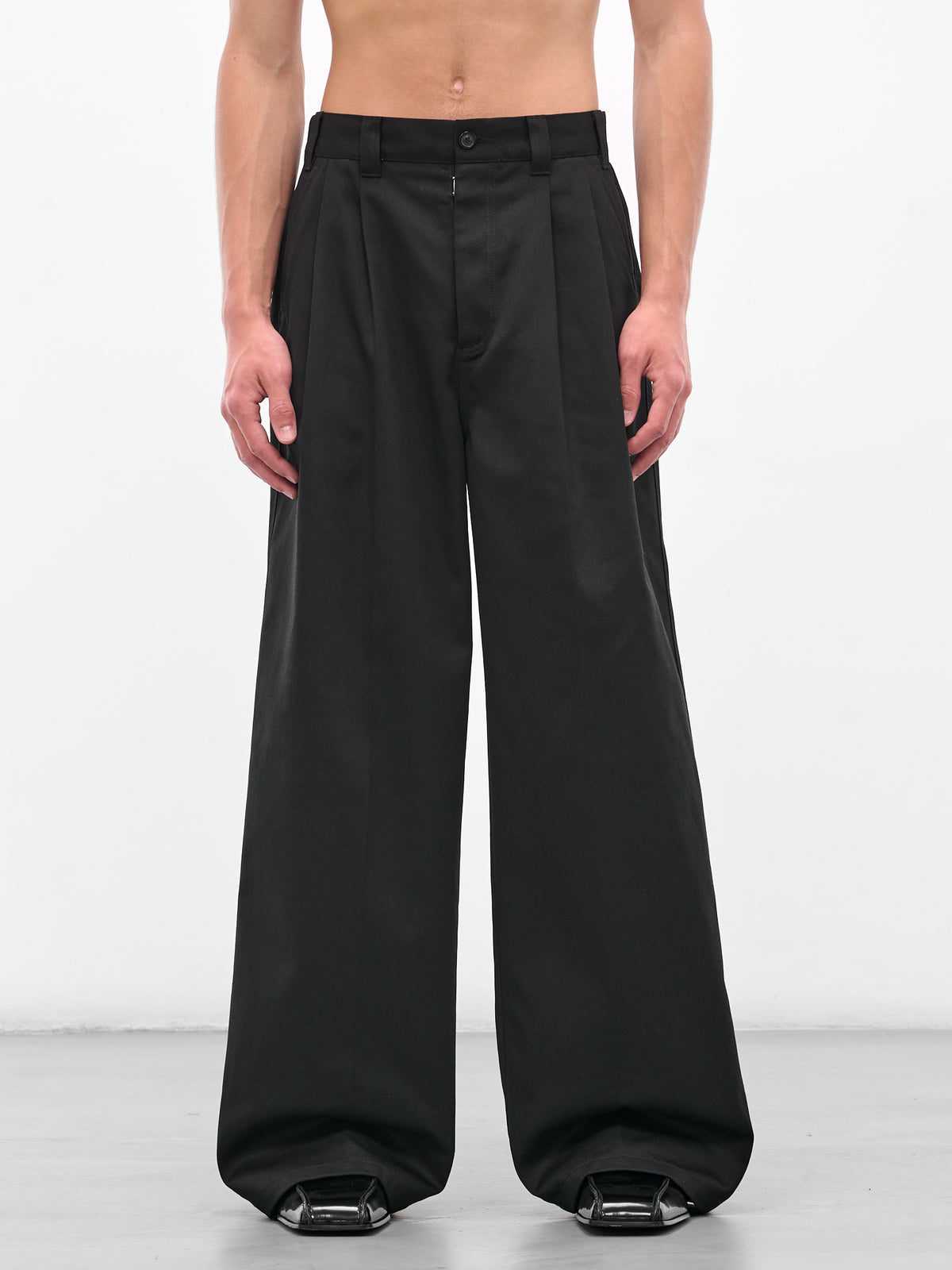 MAISON MARGIELA Chino Trousers | H.Lorenzo - front