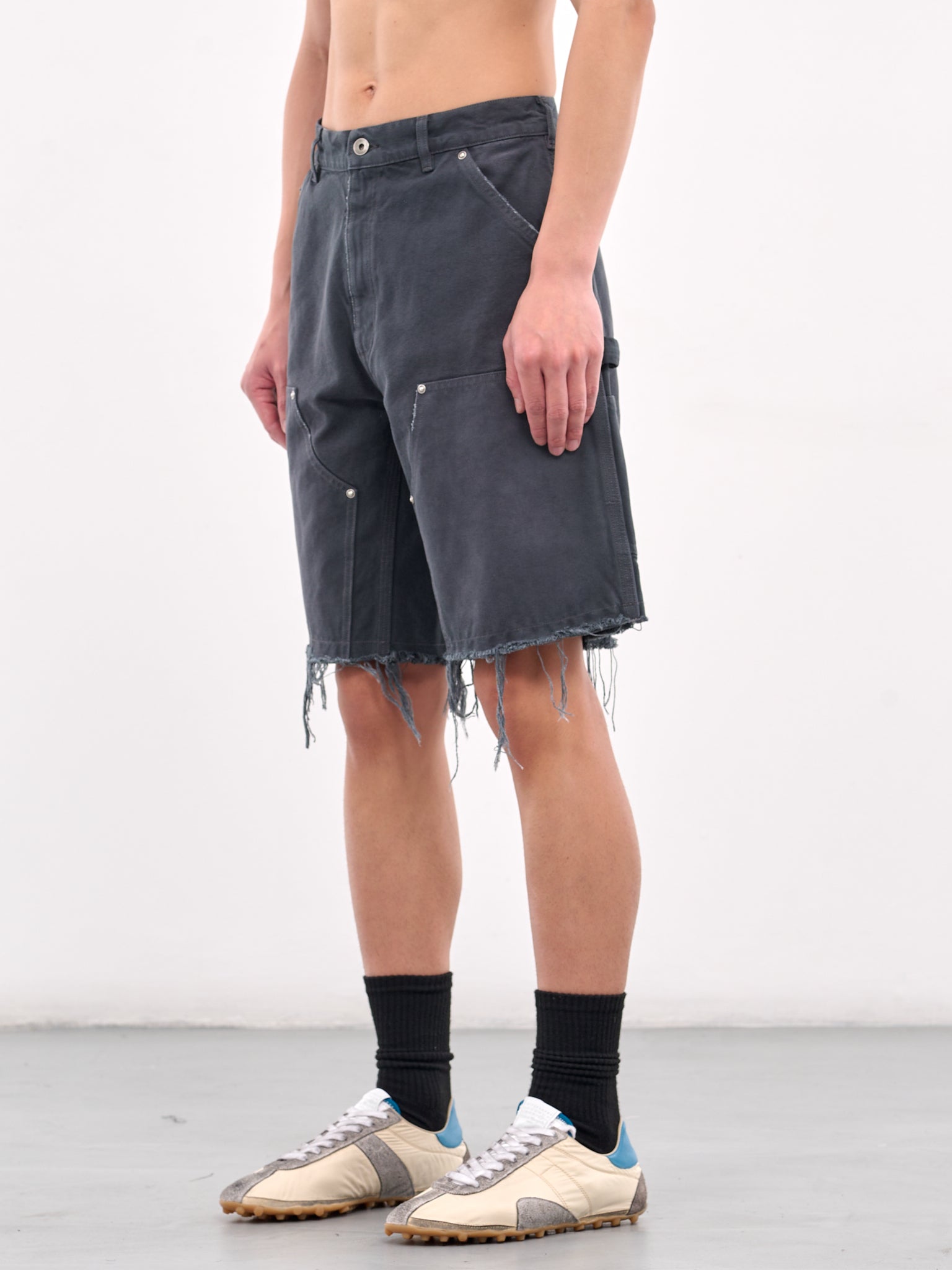 Stud Denim Shorts (S50MU0087-M35255-GRAY)