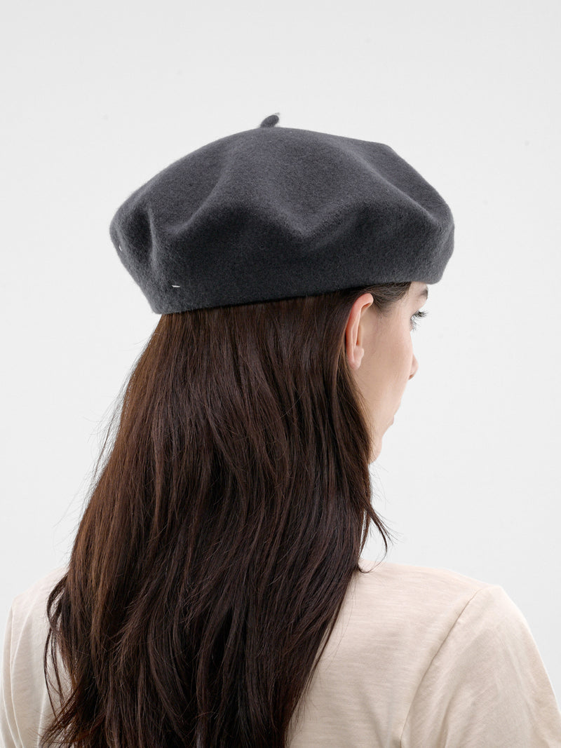 Black Felted Wool Beret (S50TC0081-S60384-860-BLACK)