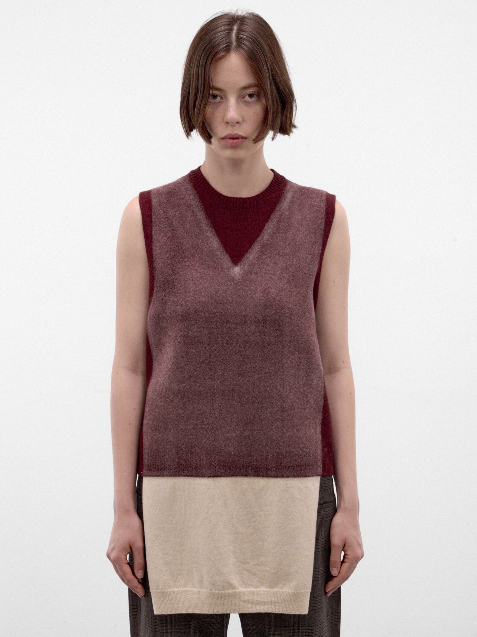 Burgundy Layered Wool Knit Vest (S51FB0086-M13304-211F-BURGUNDY)