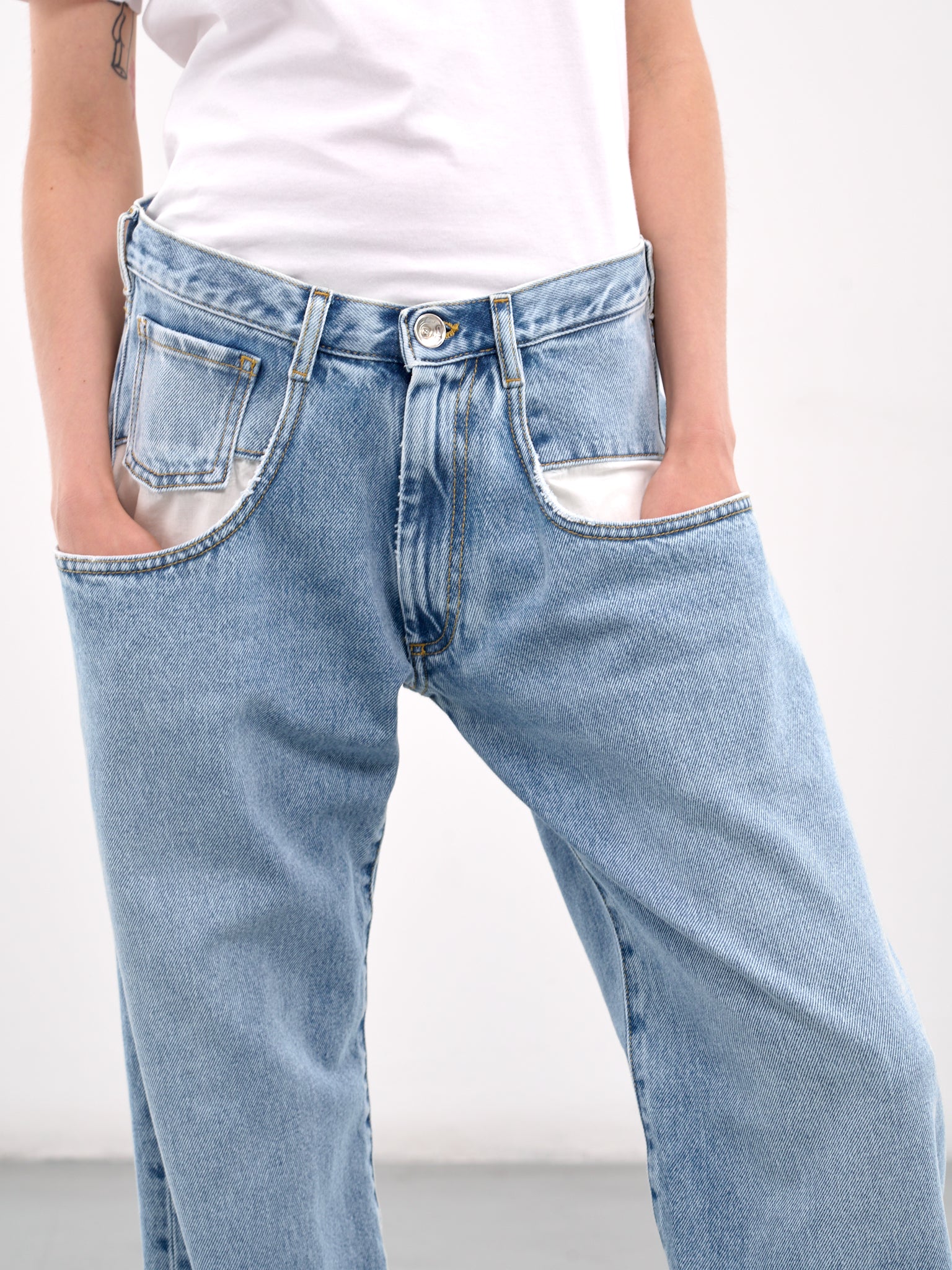 Contrast Pocket Jeans (S51LA0052-S30513-DENIM-BLUE)