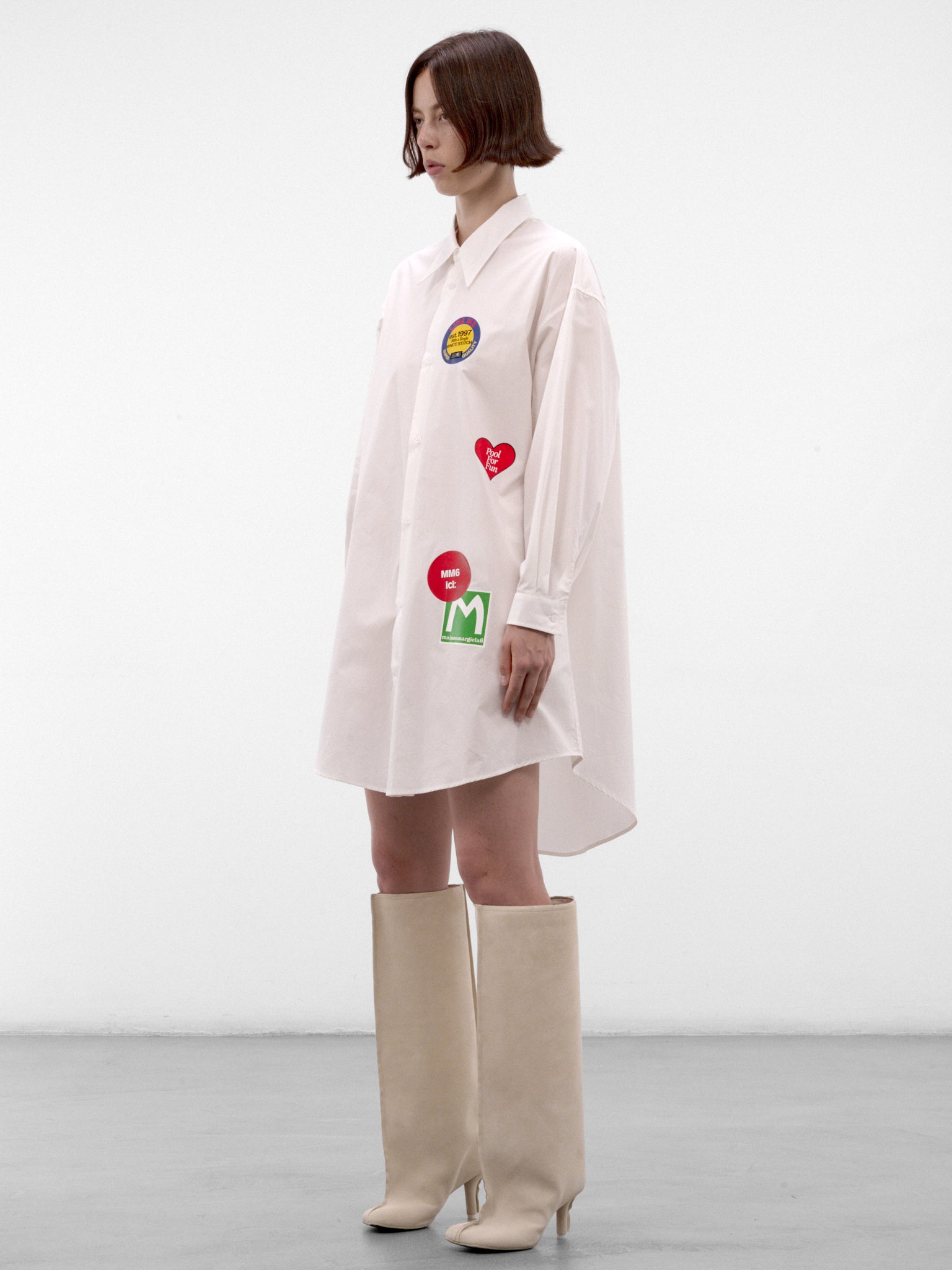 Souvenir Sticker Print Shirt Dress (S52CT0799-M36013-101-OFF-WHITE)