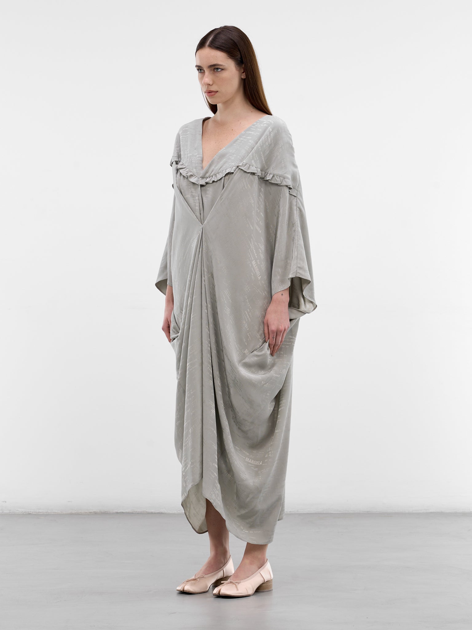 Gray Logo Print Layered Dress (S52DD0077-M35737-001J-SAGE-GRE)