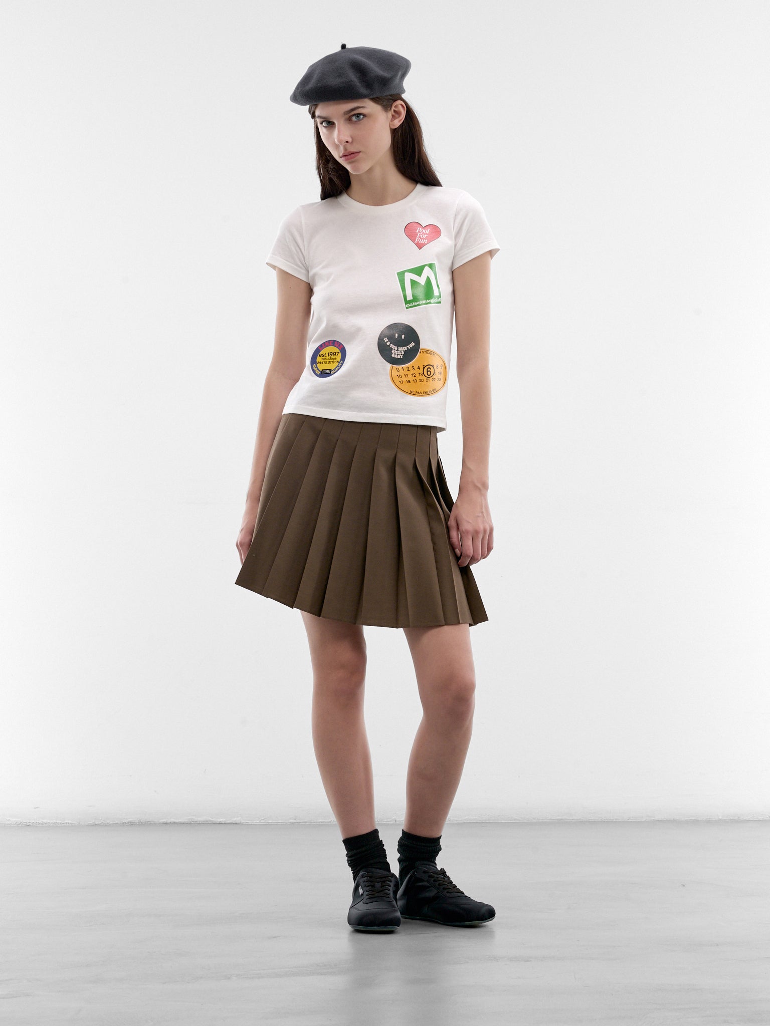 White Jersey Graphic Logo Tee (S52GC0373-M20050-101-OFF-WHITE)
