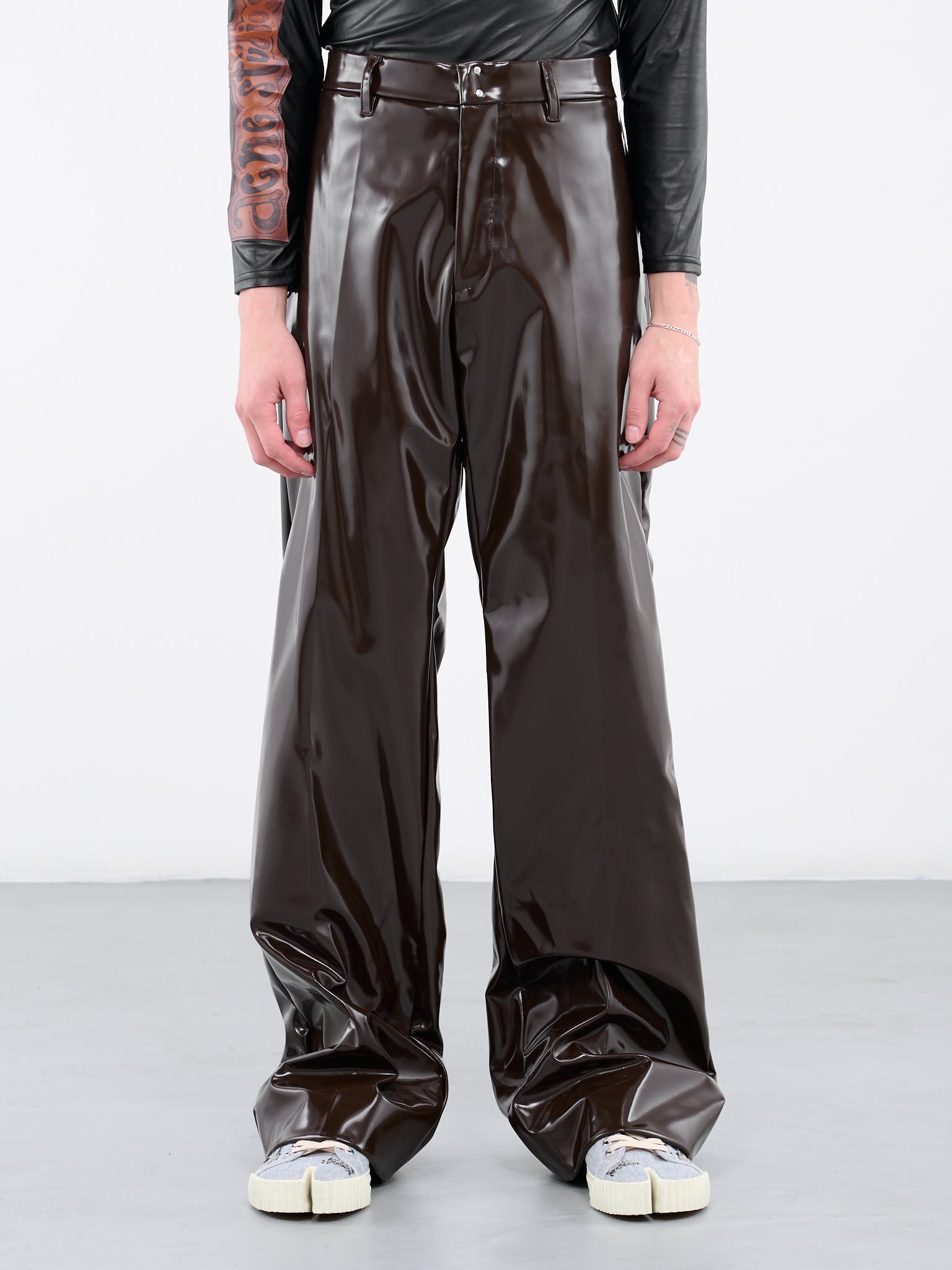 MM6 MAISON MARGIELA Vinyl Trousers | H.Lorenzo - front