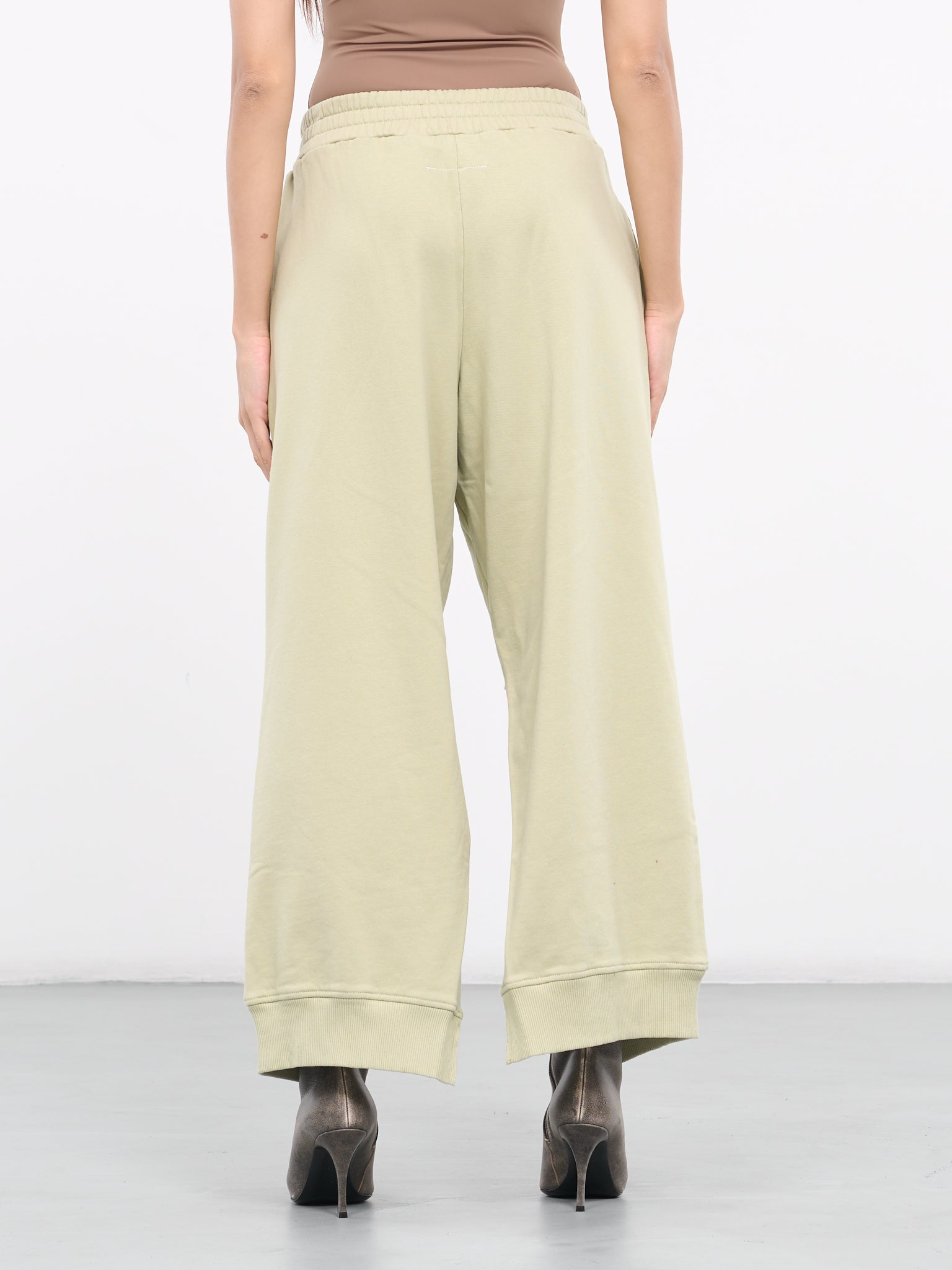 Side Slit Sweat Trousers (S52KA0489-S25537-GREEN)