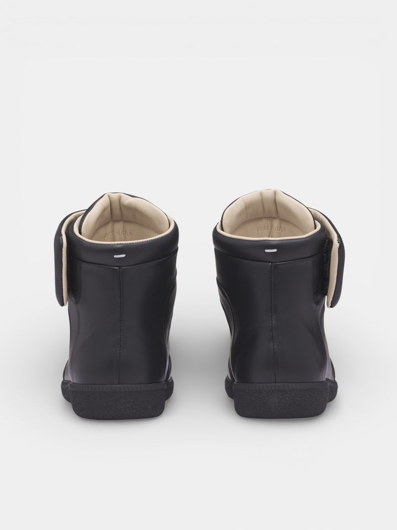 Black Leather Mid-Top Future Sneakers (S57WS0538-P7573-T8013-BLACK)