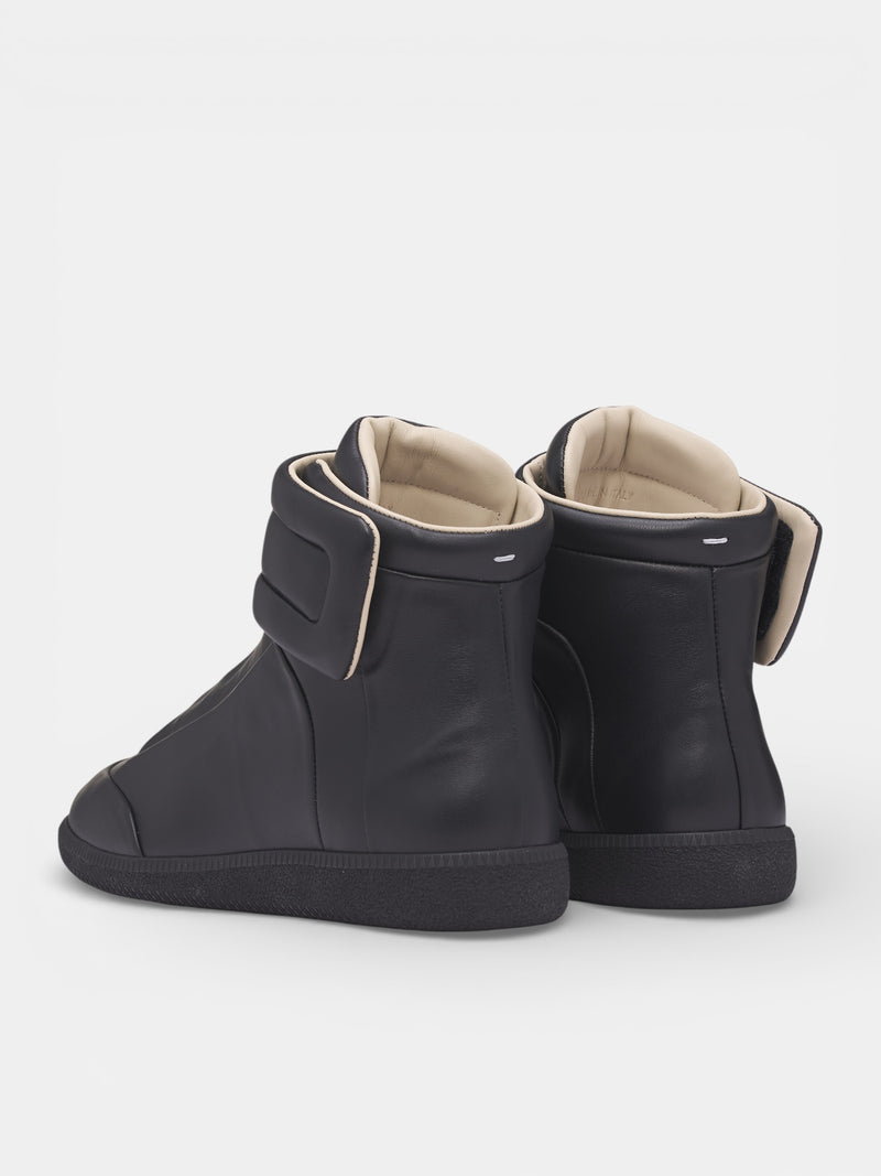 Black Leather Mid-Top Future Sneakers (S57WS0538-P7573-T8013-BLACK)