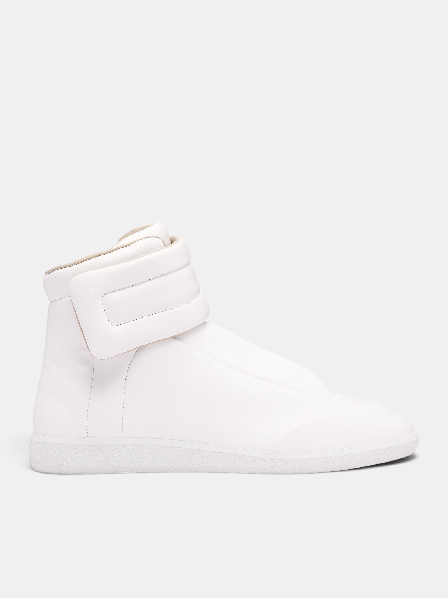 White Leather Mid-Top Future Sneakers (S57WS0538-P7573-WHITE)