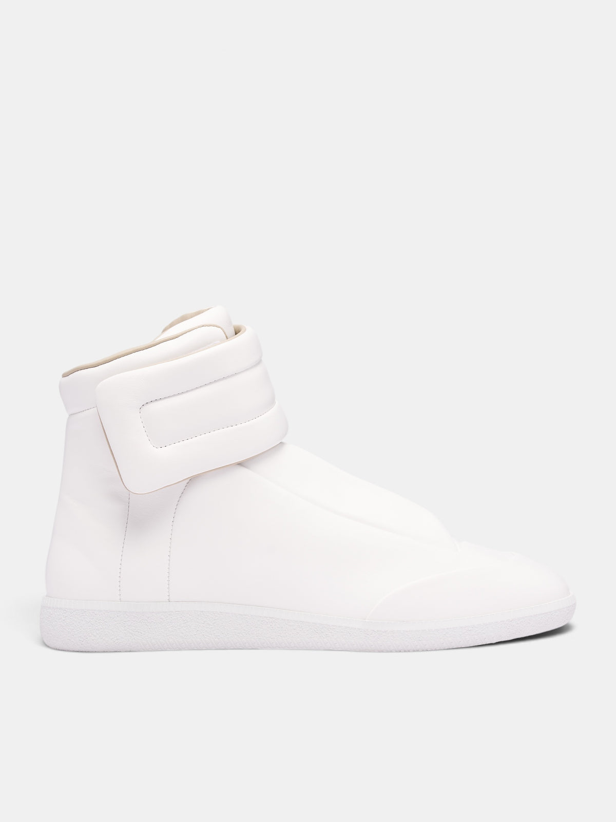 White Leather Mid-Top Future Sneakers (S57WS0538-P7573-WHITE)