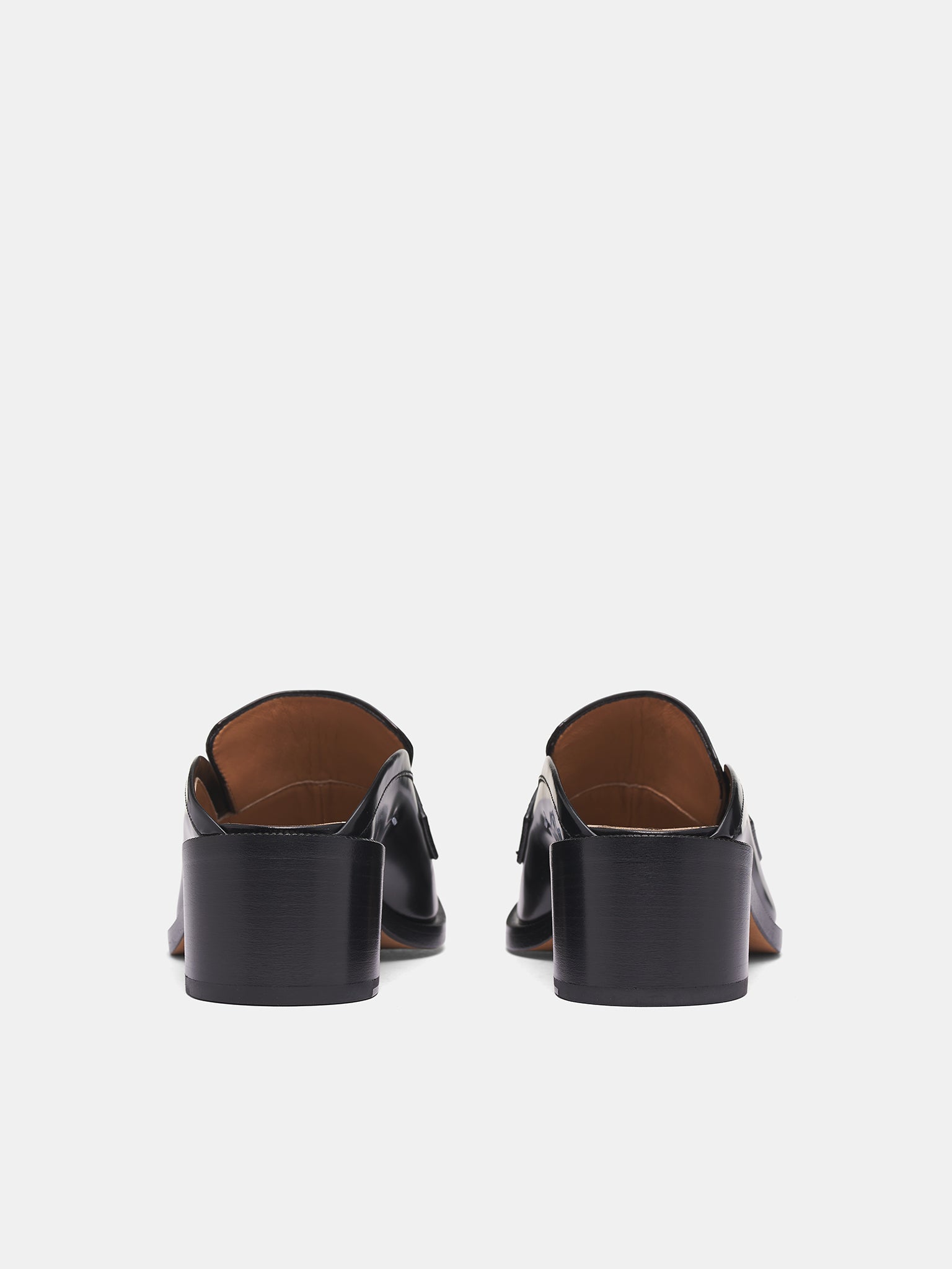 Black Polished Tabi Penny Loafers (S58WP0289-PS679-T8013-BLACK)