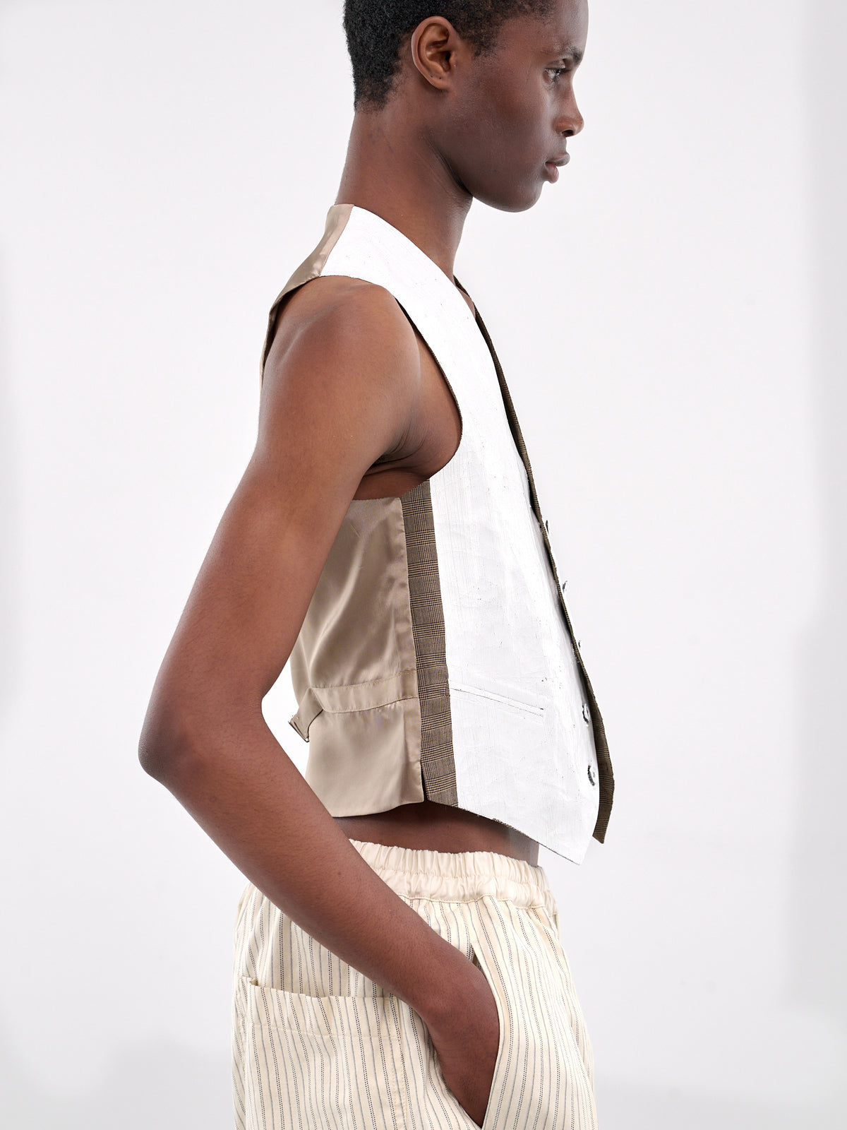 Paneled Vest (S62FB0081-M35437-WHITE)