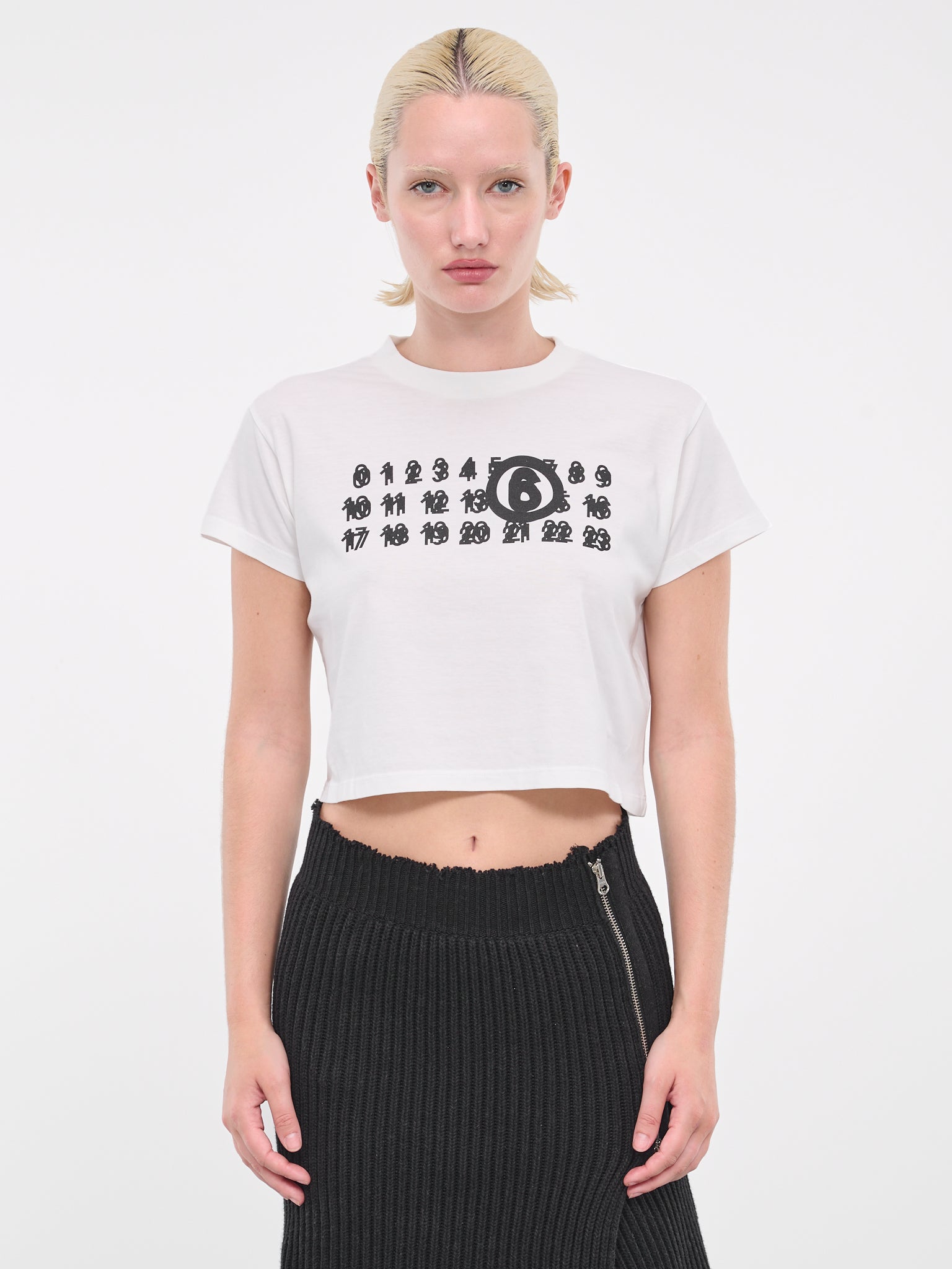 Numeric Crop Baby Tee (S62GD0173-S23588-101-CREAM)