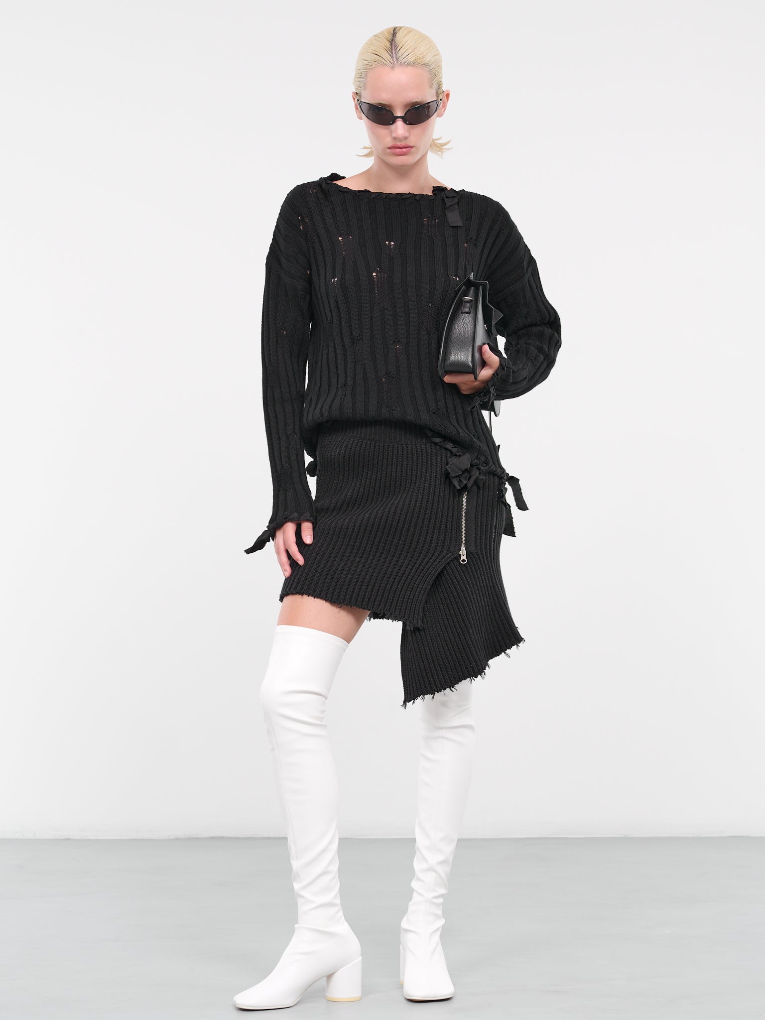 Distressed Knit Sweater (S62HL0021-S18380-900-BLACK)