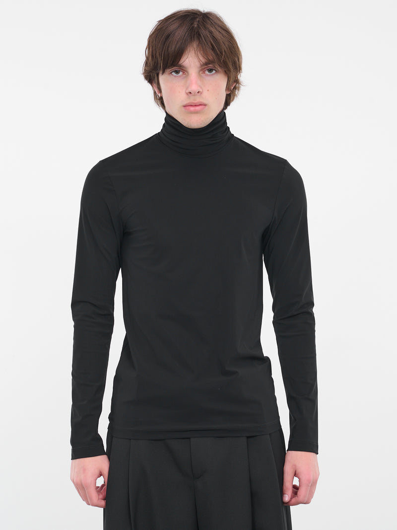 Turtleneck Logo Tee (S62NH0019-S24625-900-BLACK)