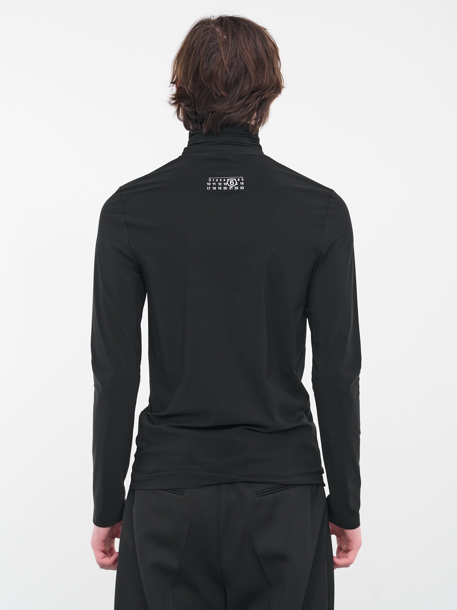 Turtleneck Logo Tee (S62NH0019-S24625-900-BLACK)