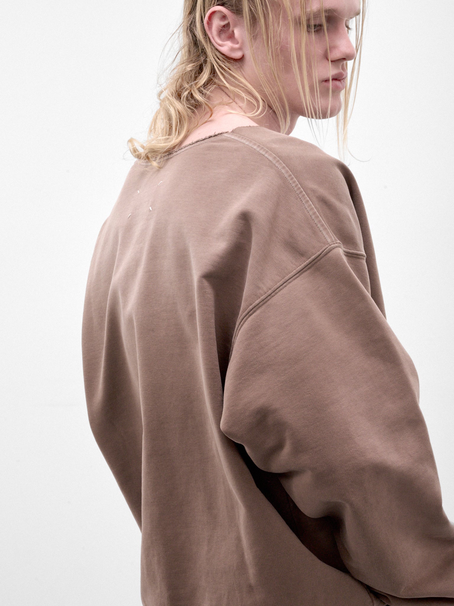 Brown Cotton V-Neck Sweatshirt (S67GU0040-S25520-140-BROWN)
