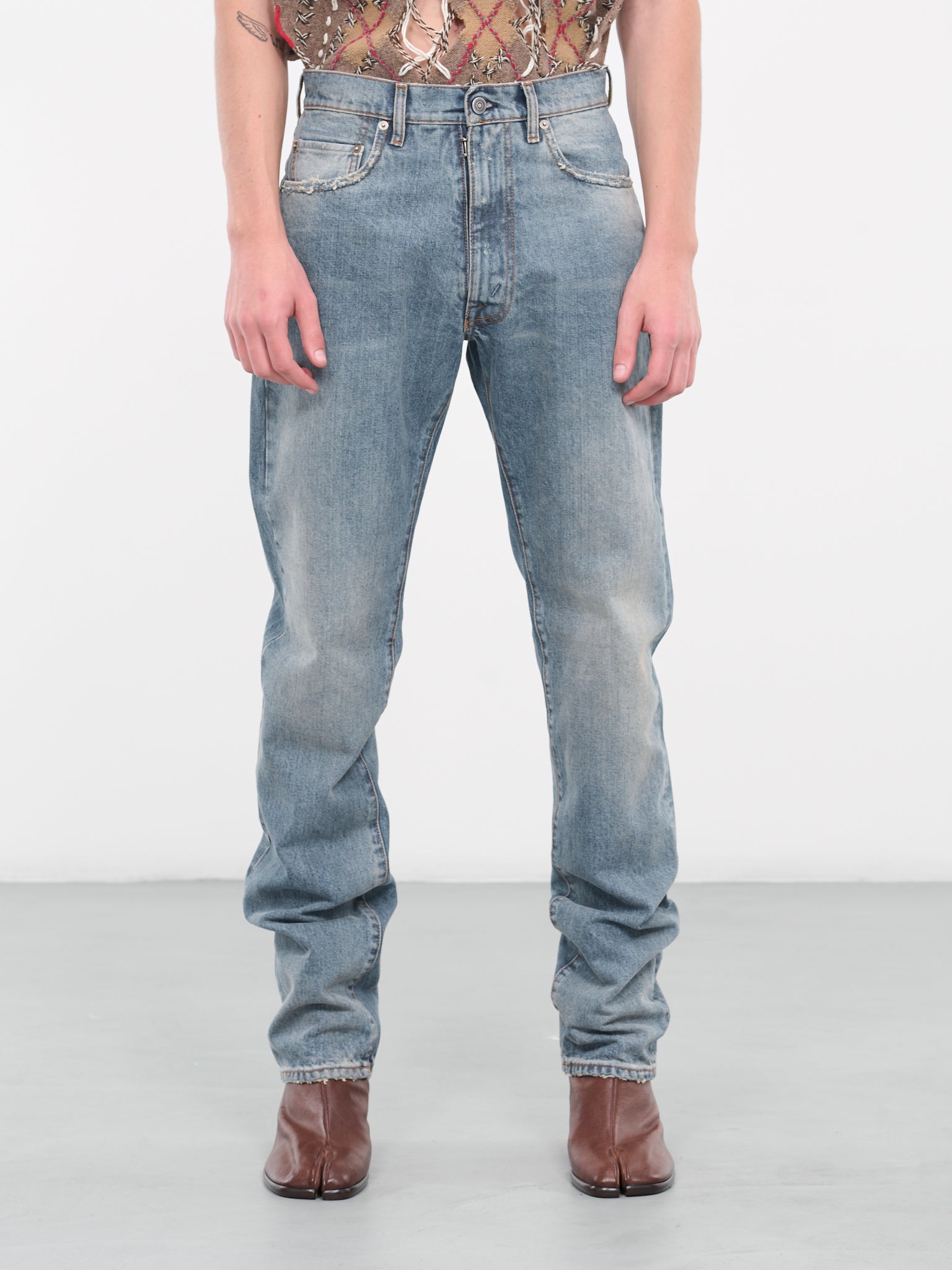 Distressed Jeans (S67LA0027-S30561-984-BLUE)