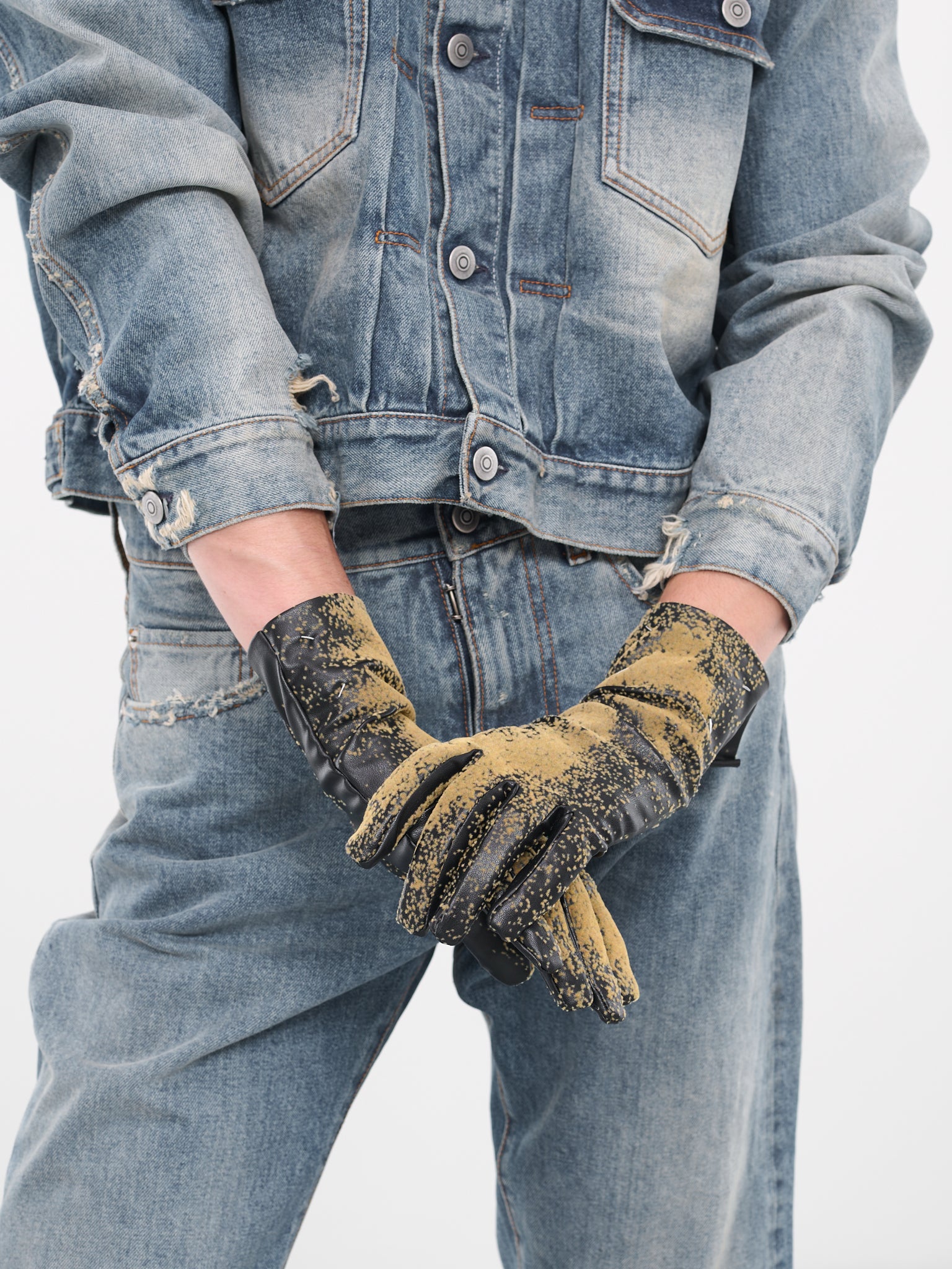 Sandstorm Gloves (S67TS0023-S24633-900-BLACK)