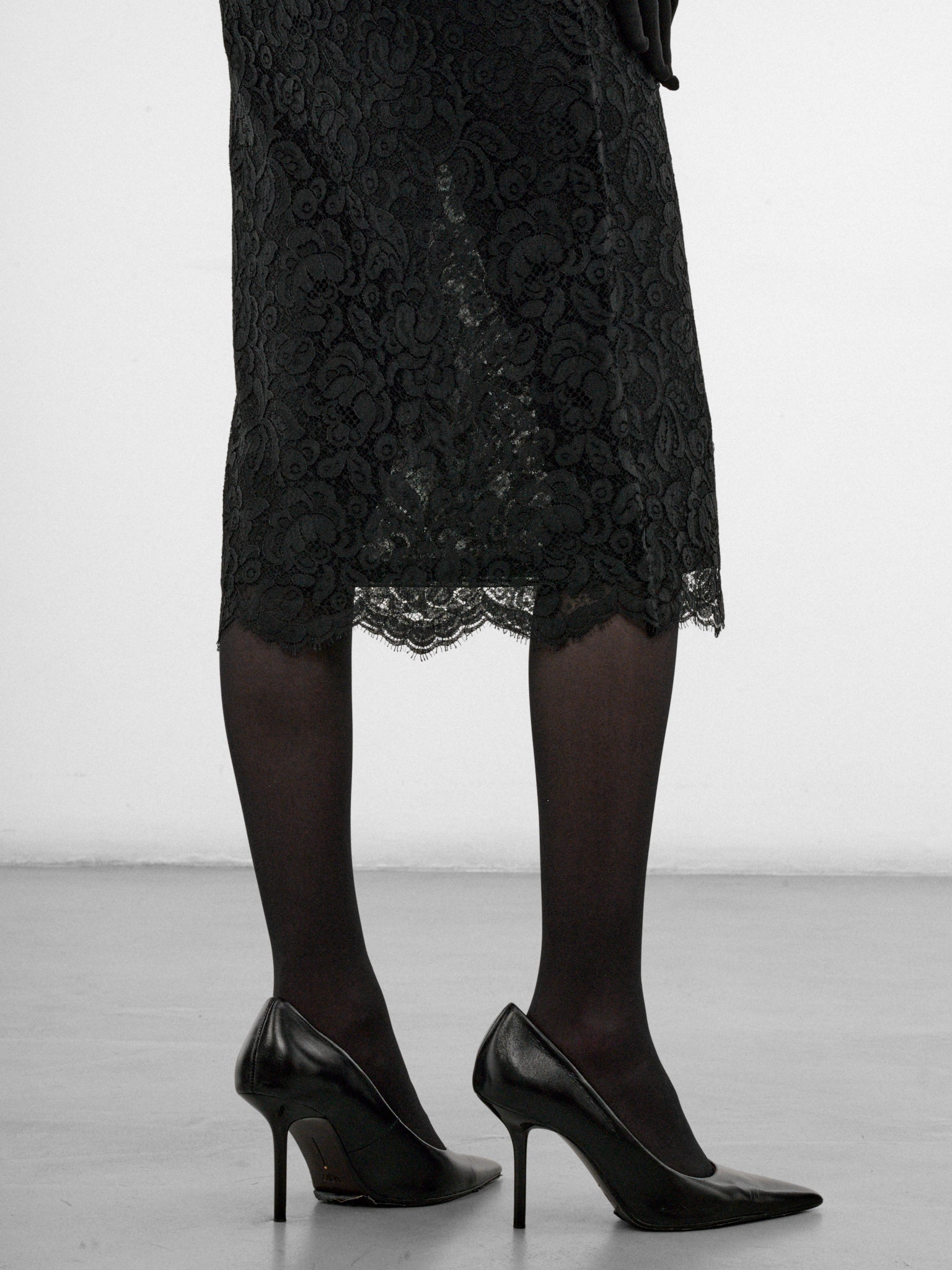 Black Floral Lace Midi Skirt (S7-M-8048-9999-BLACK)