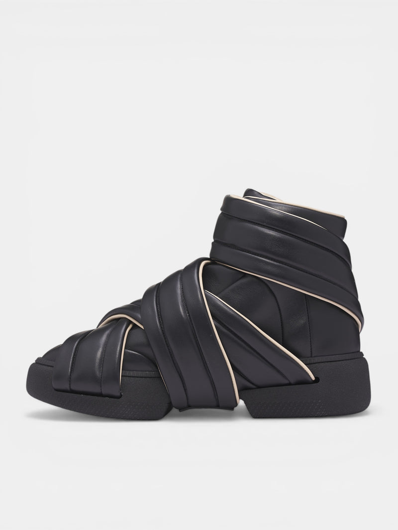 Black Leather Future Show Sneakers (S97WS0094-P7688-T8013-BLACK)