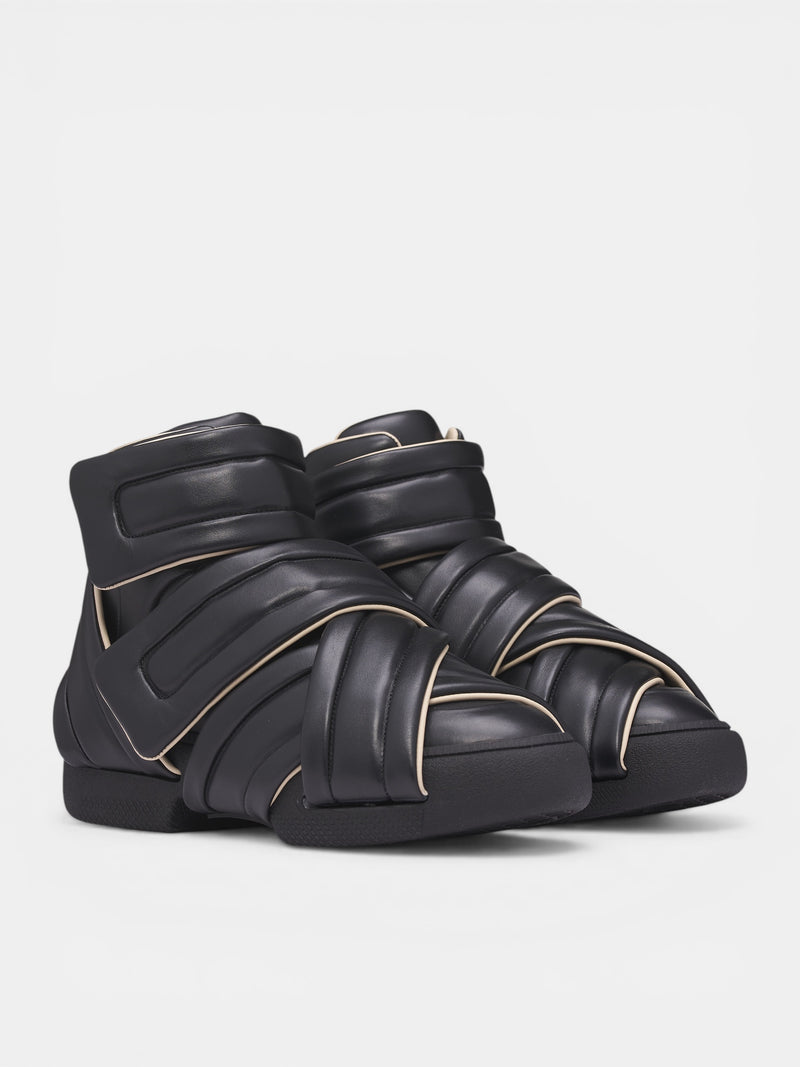 Black Leather Future Show Sneakers (S97WS0094-P7688-T8013-BLACK)