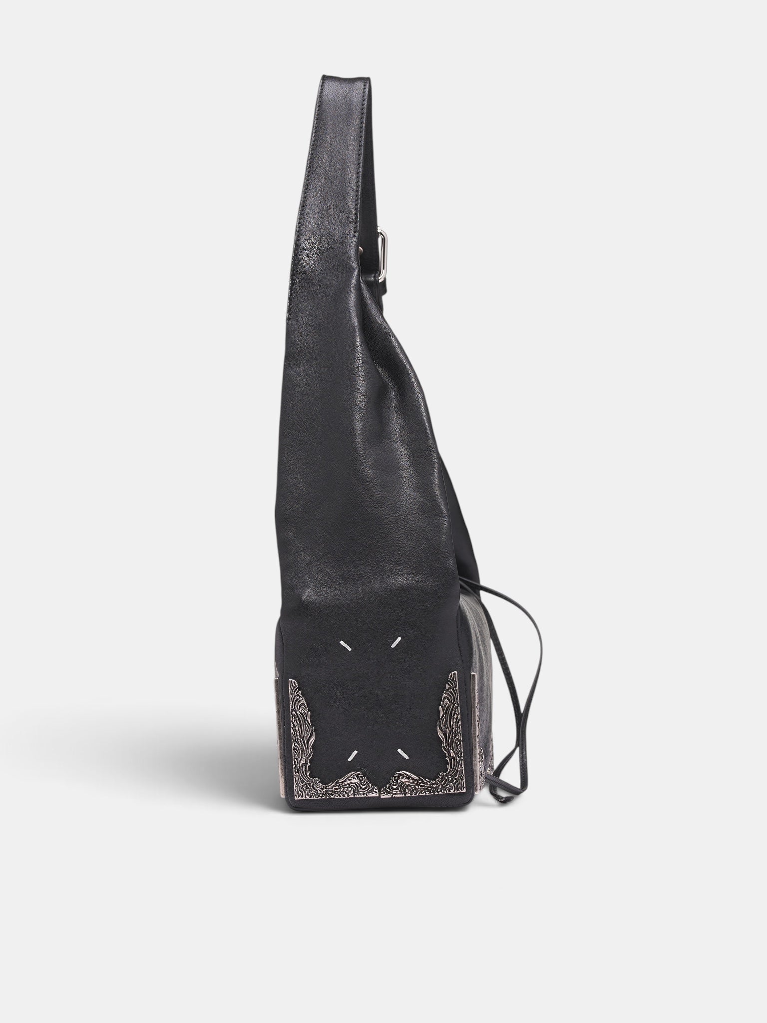 Black East West Box Bag (SB1ZH0009-P8985-BLACK)