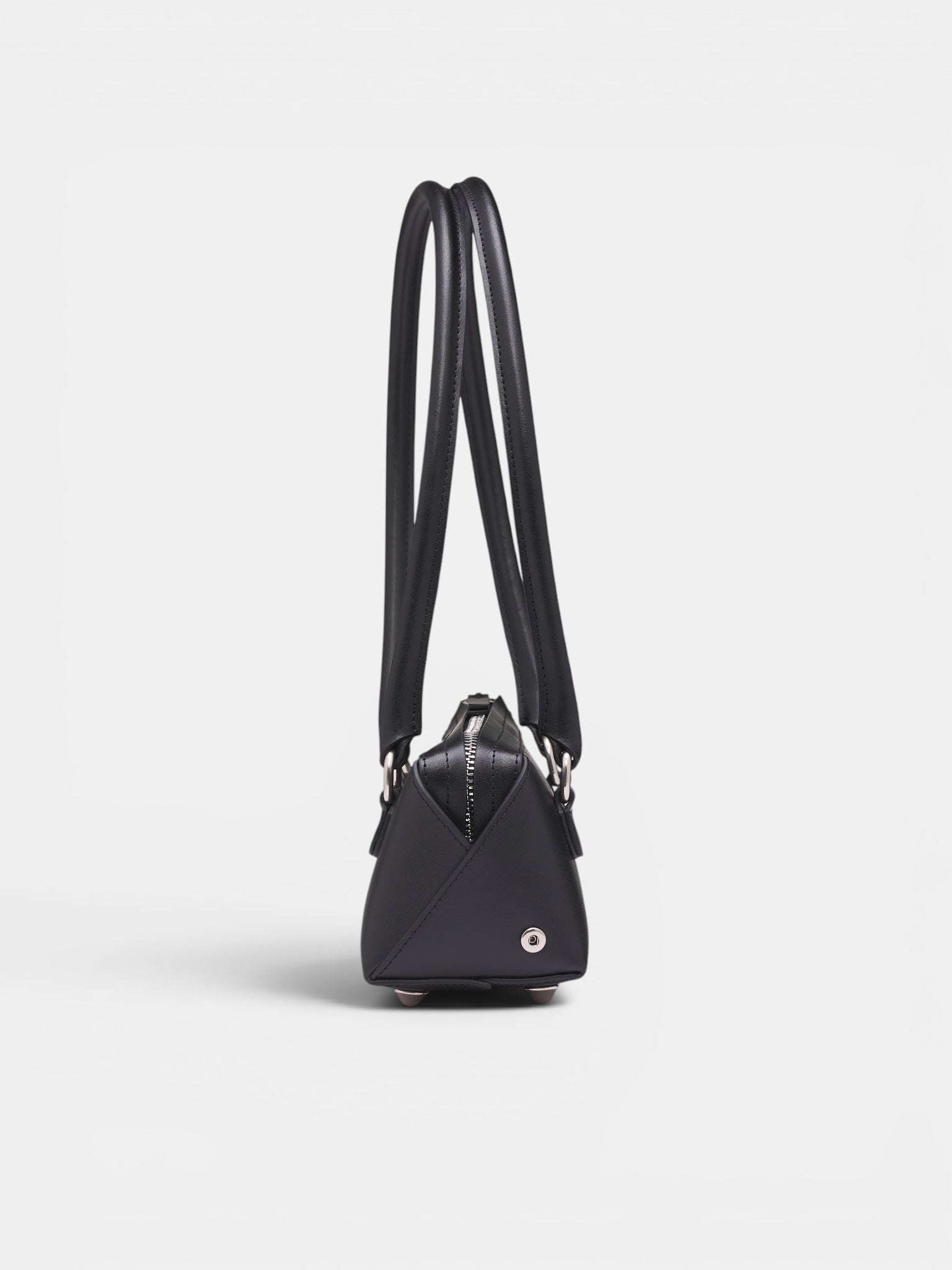 Black Leather Bauletto Shoulder Bag (SB6ZH0039-P9061-T8013-BLACK)