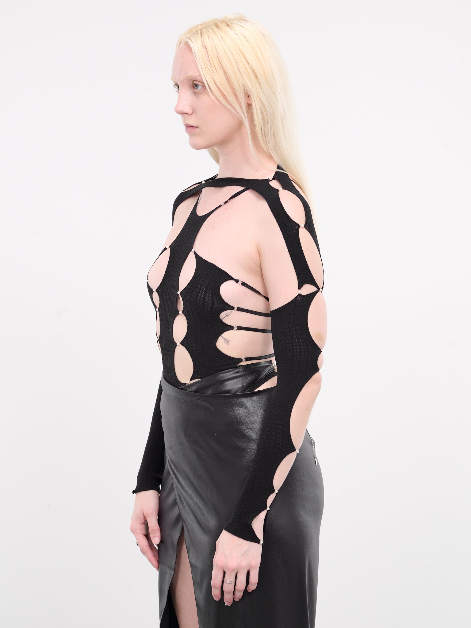 Cut-Out Sleeves (SF01-ONYX)