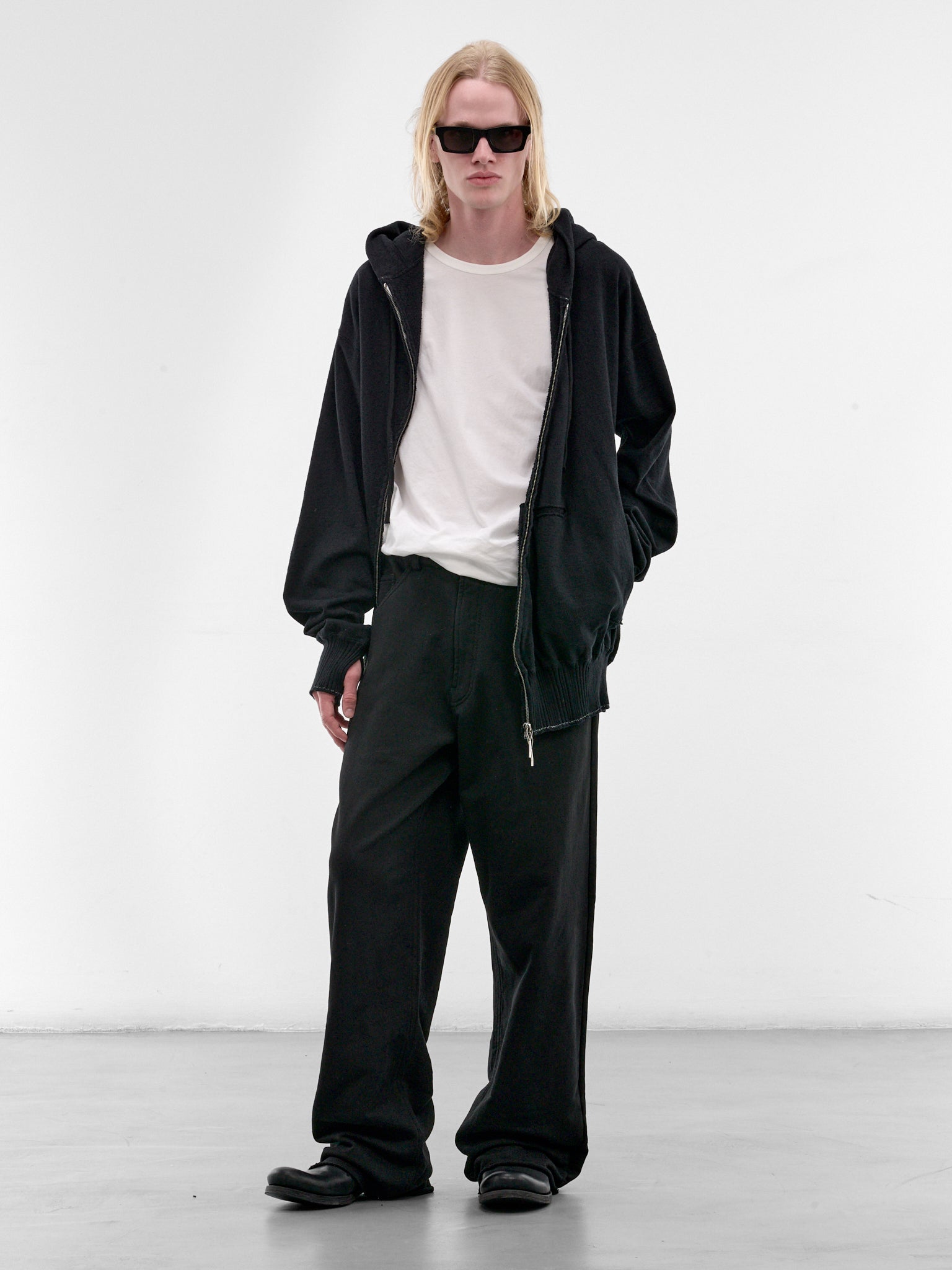Black Logo Embroidered Cotton Trousers (SH0KA0077-M25025-900-BLACK)