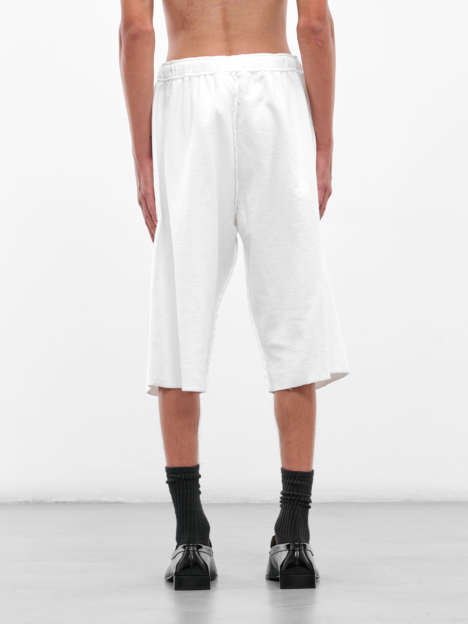 White French Terry Sweatshorts (SH0MU0019-M25014-101-WHITE)
