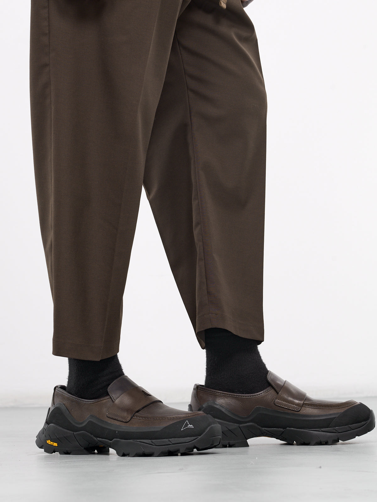 Elasticated Trousers (SLEC-BTTW-BRW-BROWN)