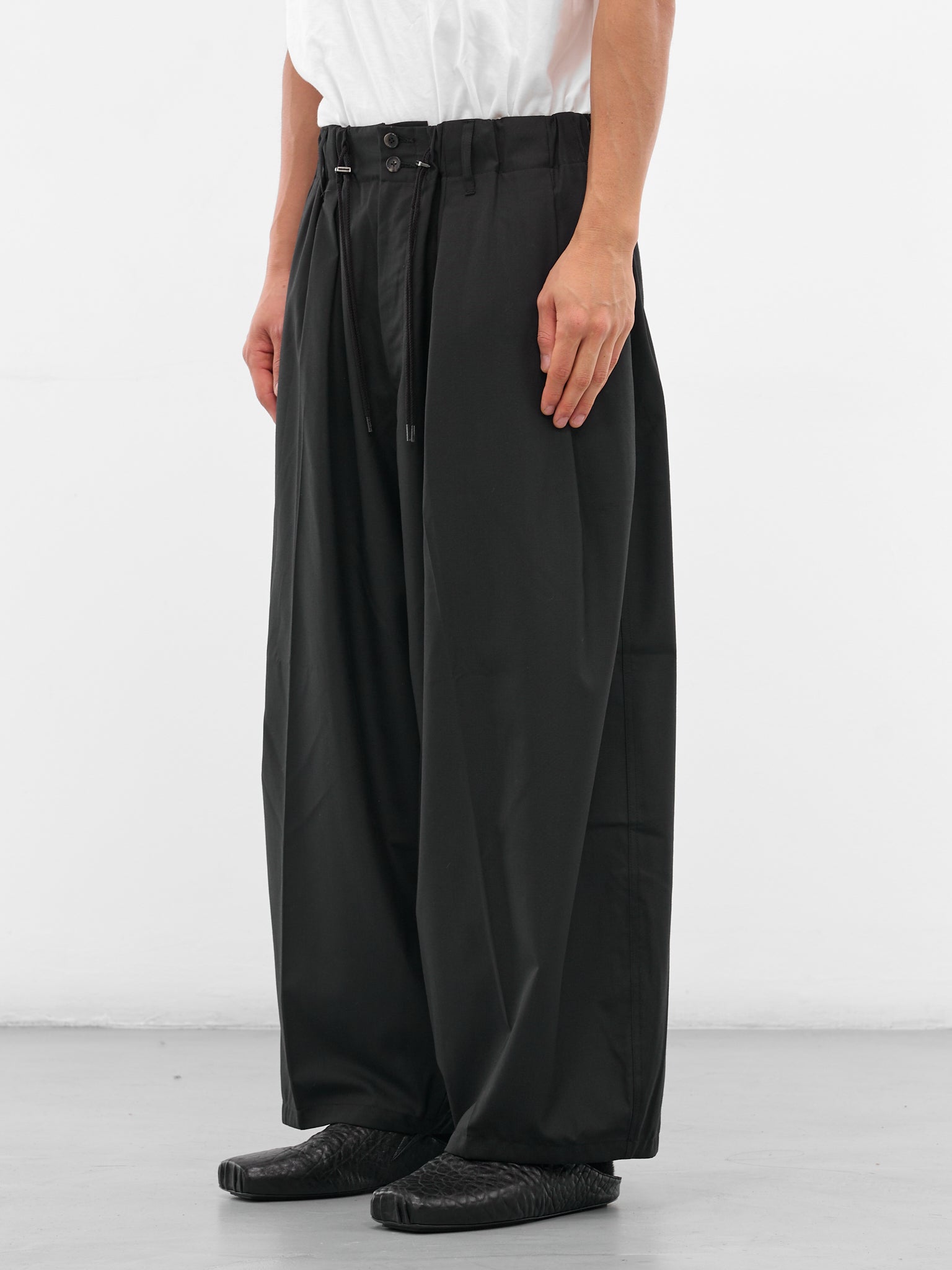 Black Elastic Wide Leg Trousers (SLEC-CL-BL-BLACK)
