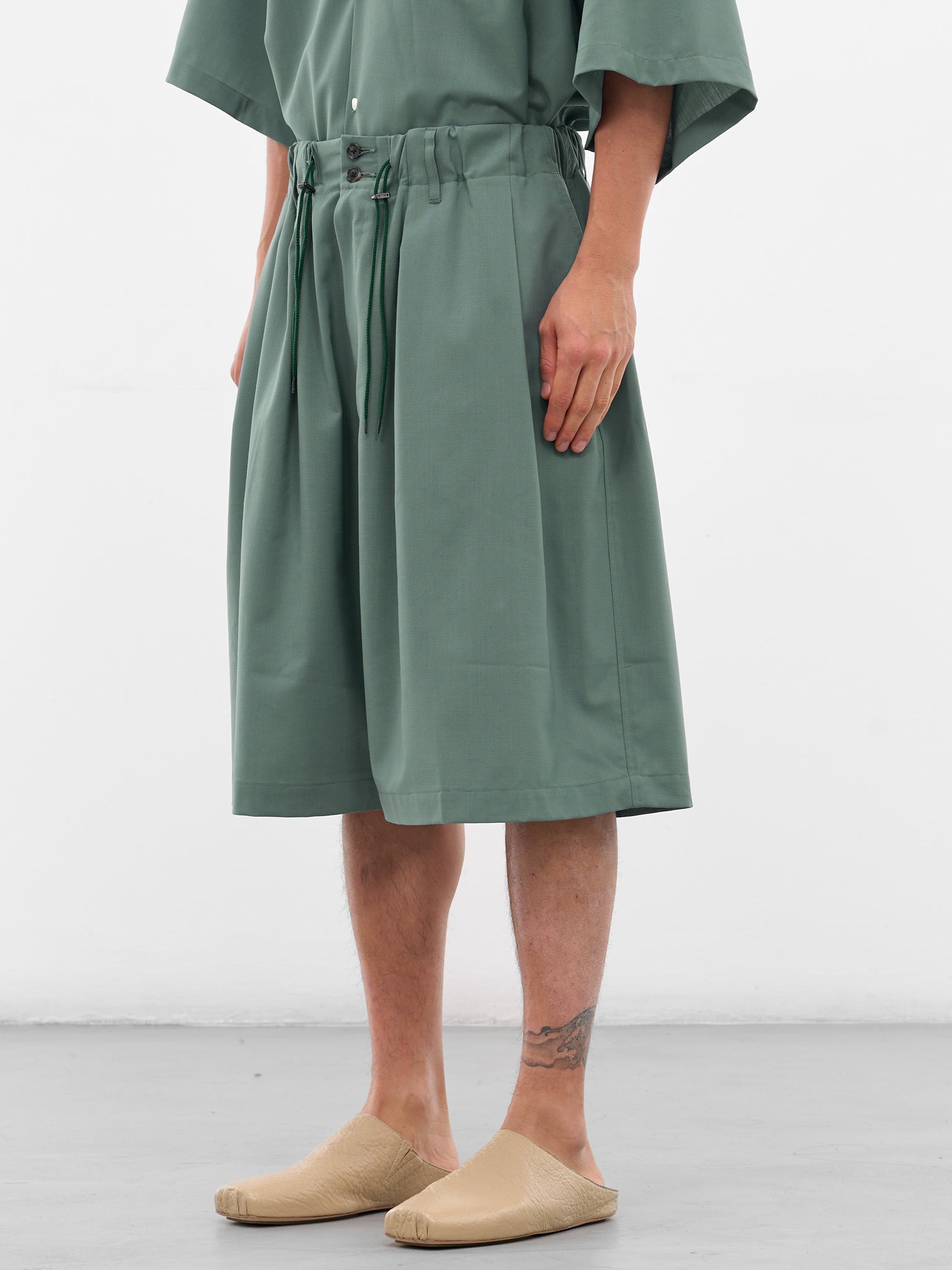 Green Elastic Baggy Shorts (SLEC-CPS-GR-GREEN)