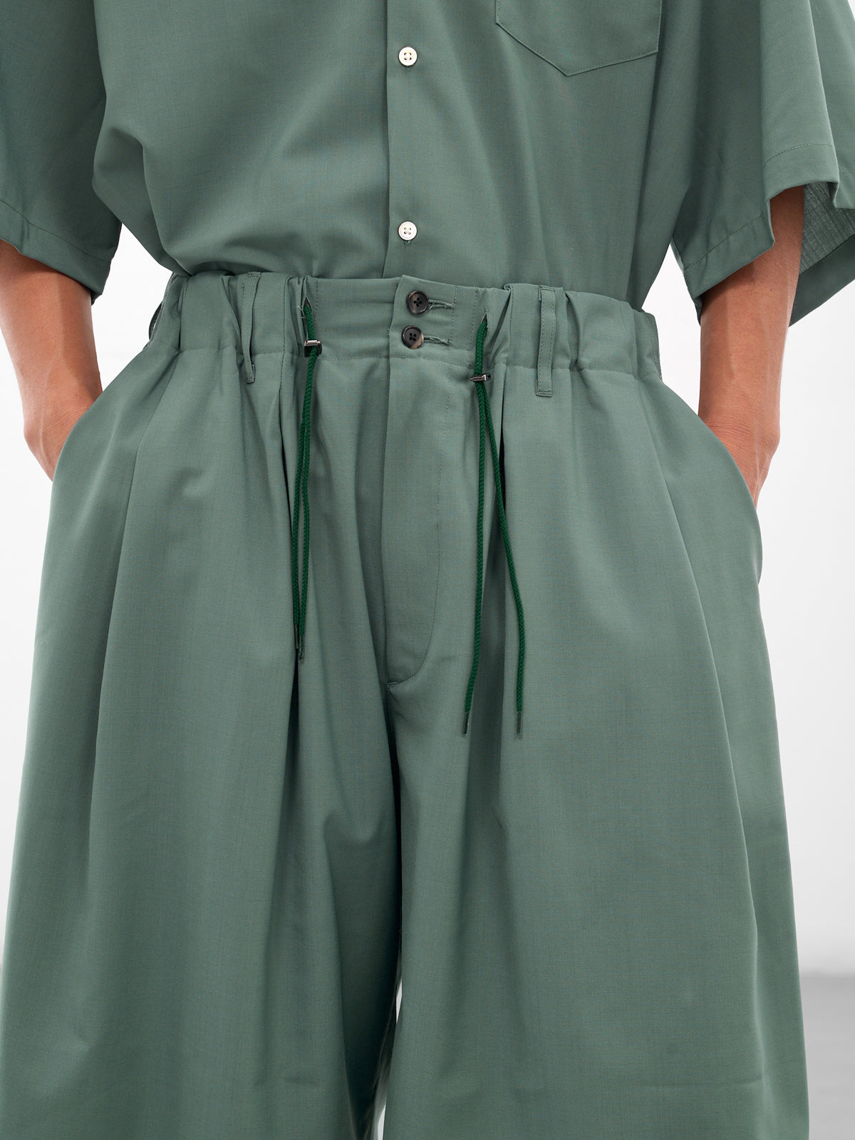 Green Elastic Baggy Shorts (SLEC-CPS-GR-GREEN)