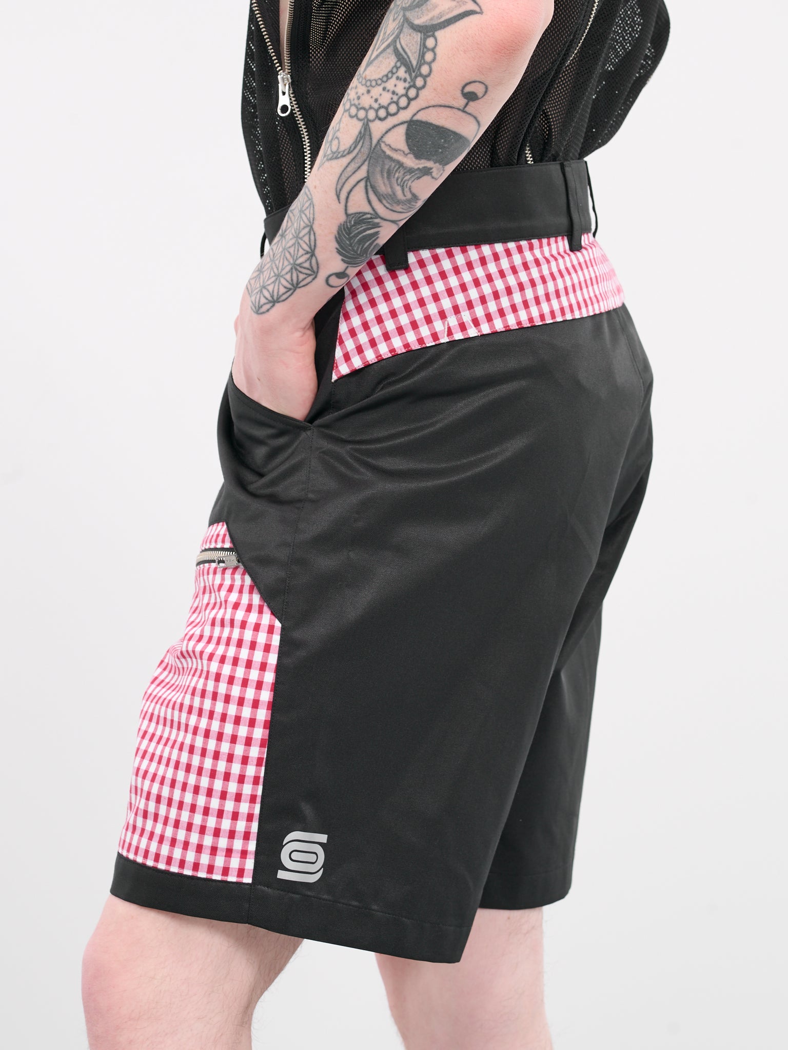 Gingham Utility Shorts (SO01-BLACK-RED-GINGHAM)