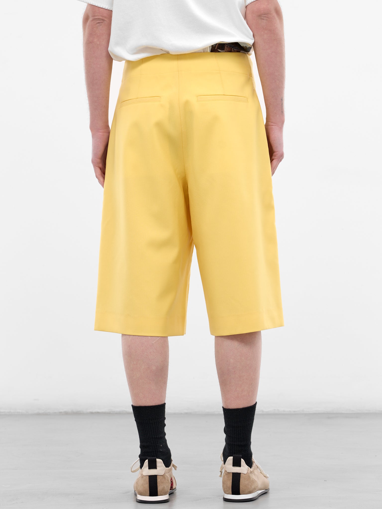 Yellow Wool Tailored Bermuda Shorts (SOM00536AW00732-250-YELLOW)