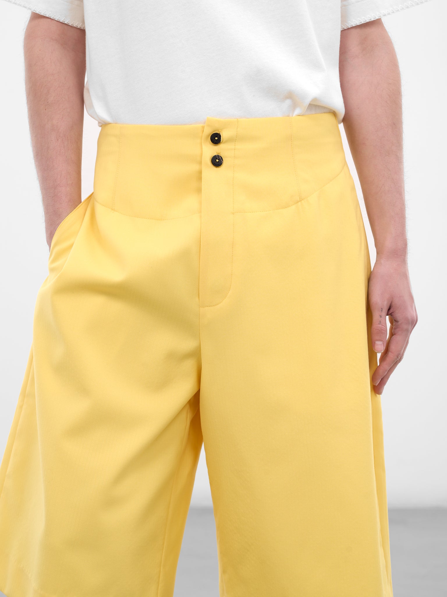 Yellow Wool Tailored Bermuda Shorts (SOM00536AW00732-250-YELLOW)