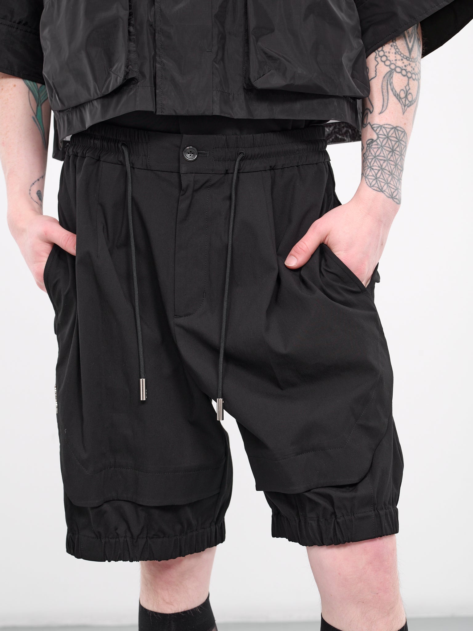 Dart Shorts (SSG3PT80BK-BLACK)