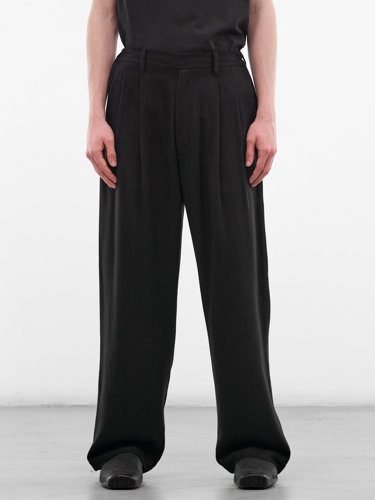 Black Silk-Rayon Pleated Trousers (ST-1441-BLACK)