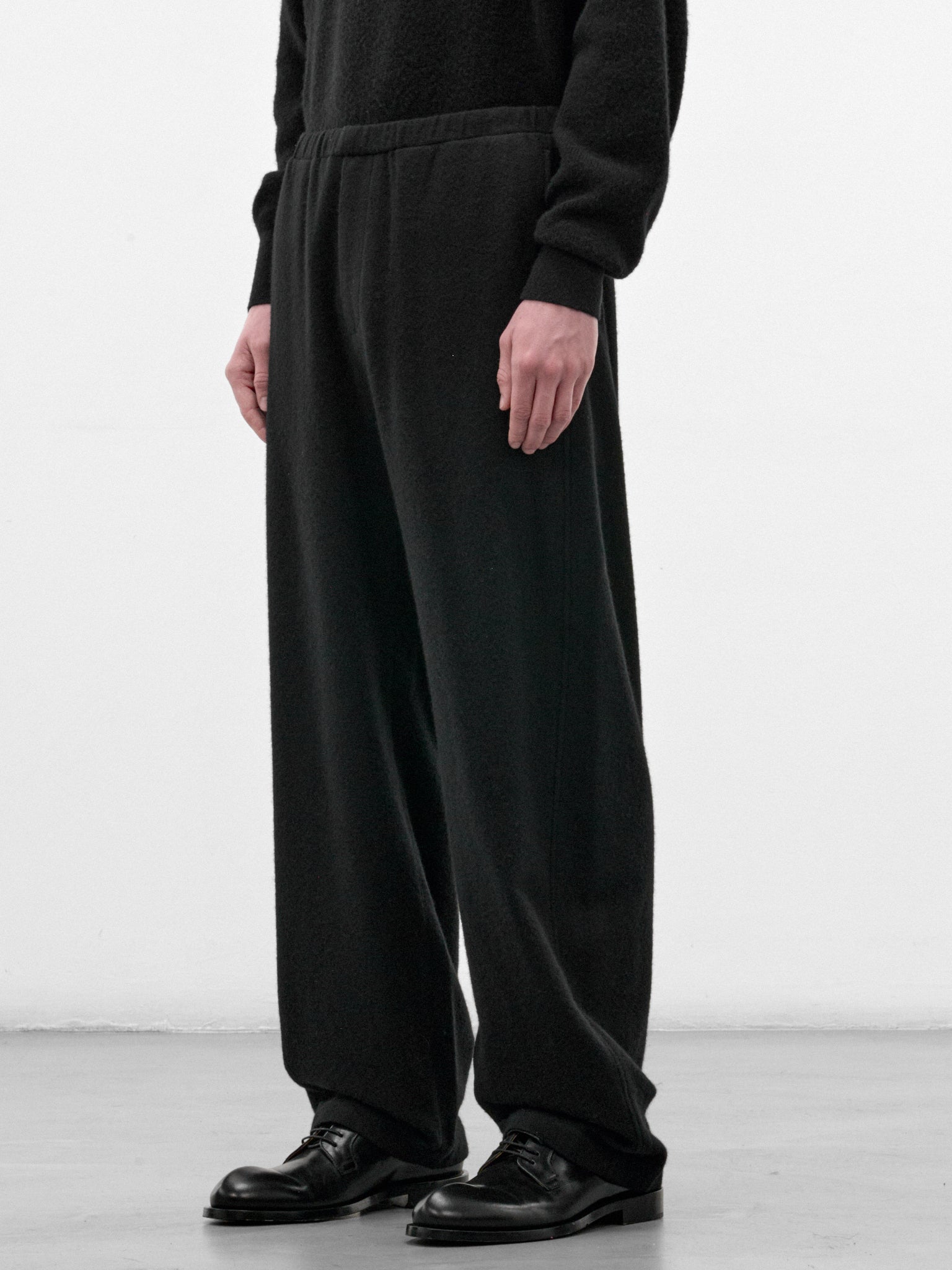 Black Wool-Cashmere Drawstring Trousers (ST-1622-BLACK)