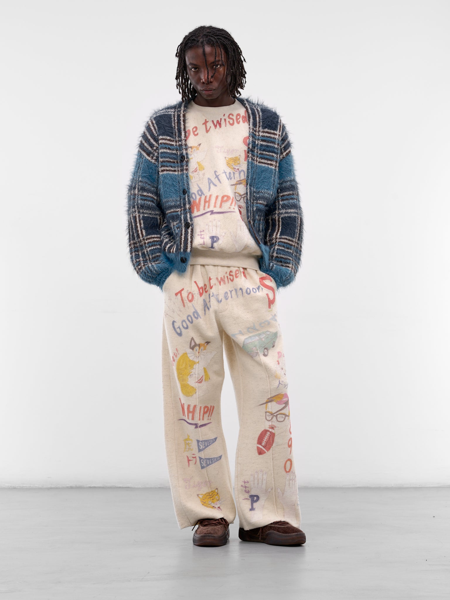 White Graffiti Print Wool Sweatshirt (SW-SV-NGA-1007-WHITE)