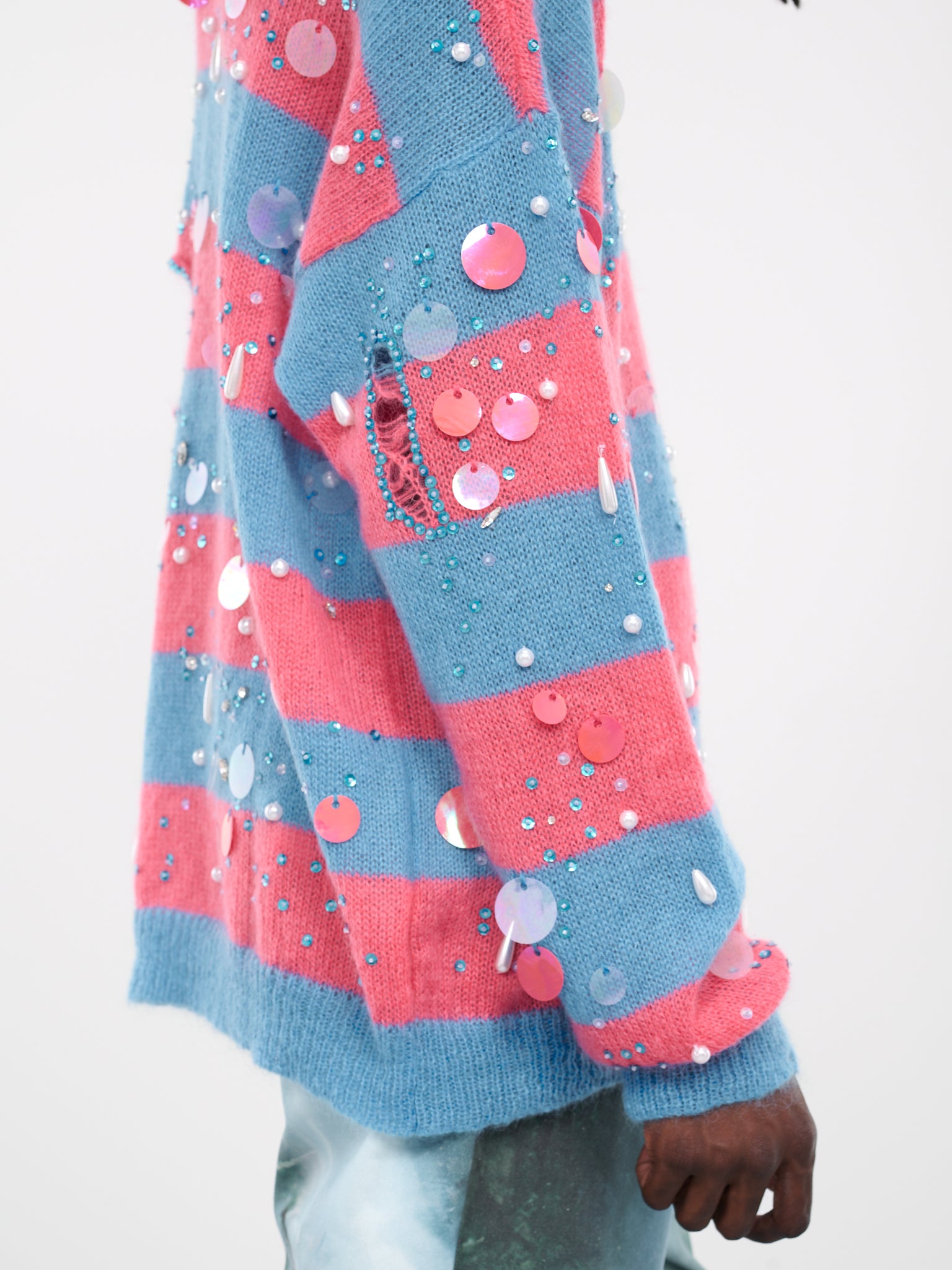 Crystal Stripe Distressed Sweater (SW123948101810-CYAN-BLUE)